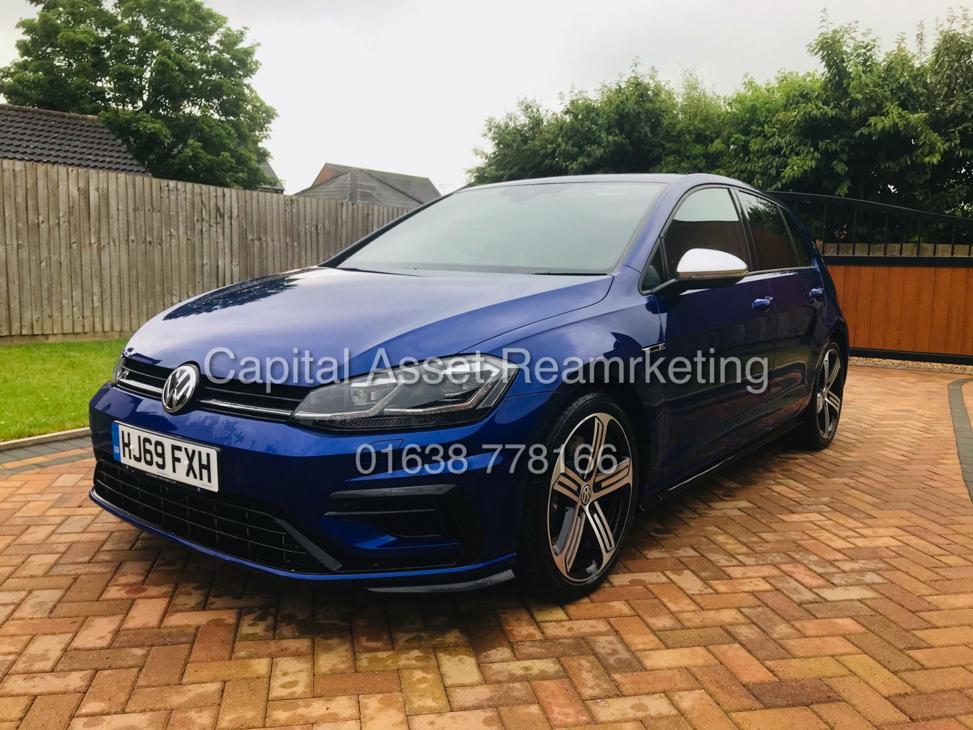 (ON SALE) VOLKSWAGEN GOLF "R" DSG AUTO "300BHP!!" 5DR (2020 MODEL) GREAT SPEC - SAT NAV - 1 OWNER - Image 6 of 38