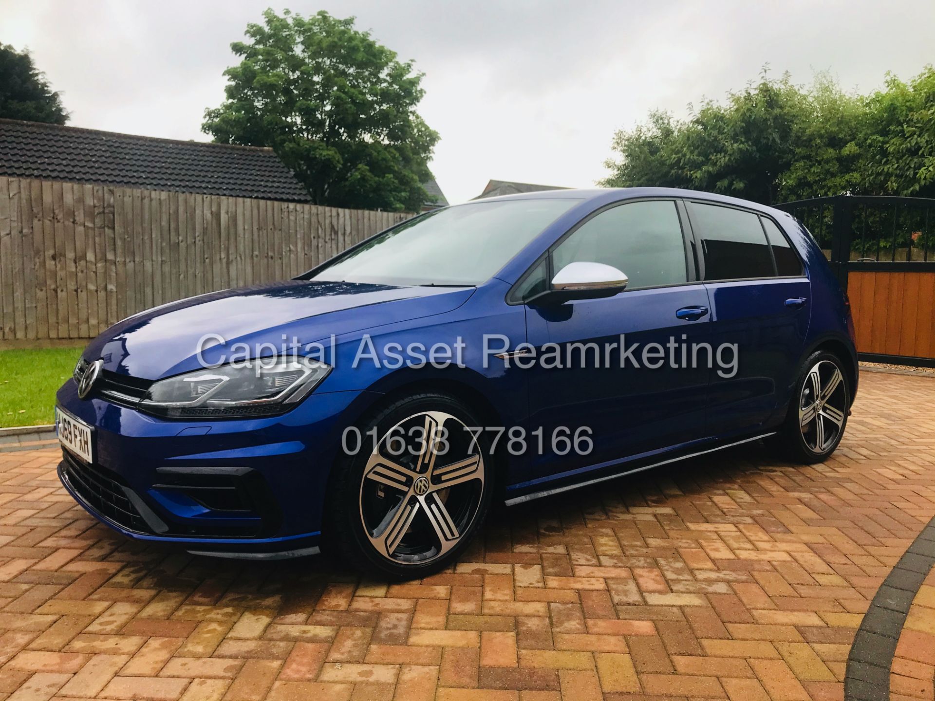 (ON SALE) VOLKSWAGEN GOLF "R" DSG AUTO "300BHP!!" 5DR (2020 MODEL) GREAT SPEC - SAT NAV - 1 OWNER - Image 8 of 38