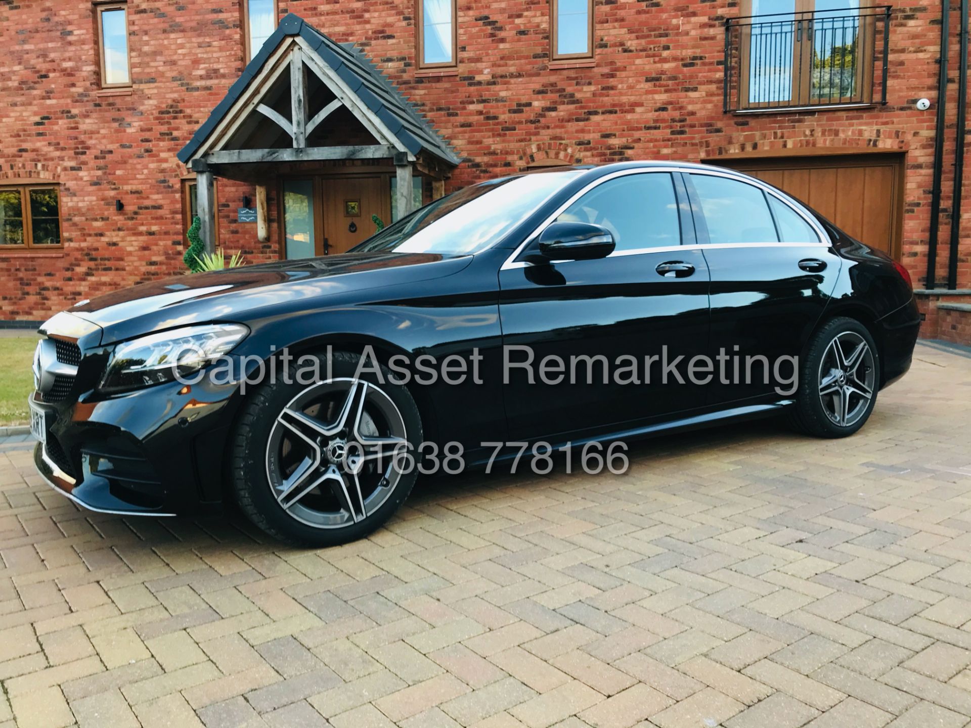 (On Sale) MERCEDES C220d "AMG LINE" 9G TRONIC AUTO (69 REG) 'SAT NAV - LEATHER'. **MASSIVE SPEC** - Image 5 of 35