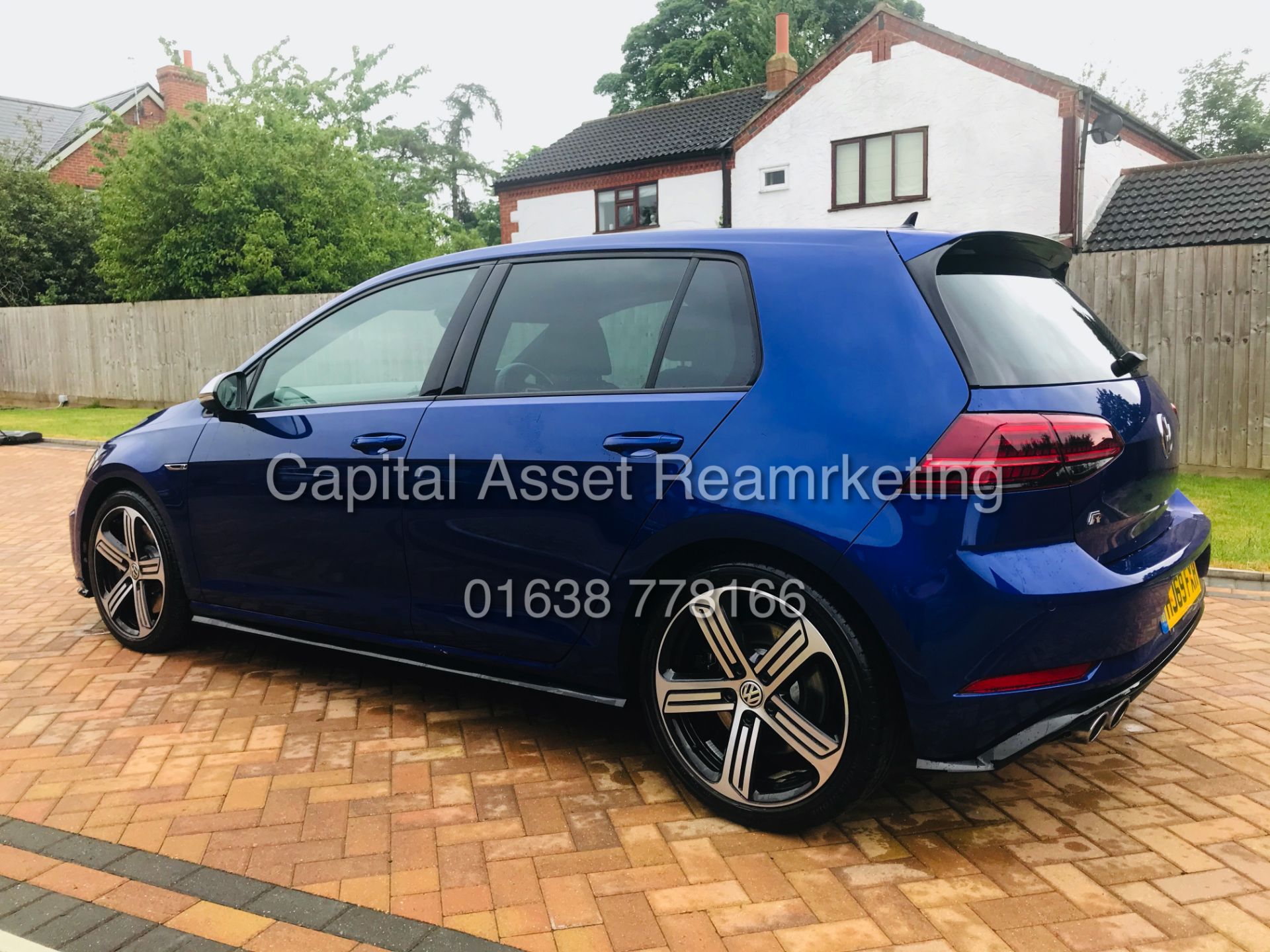 (ON SALE) VOLKSWAGEN GOLF "R" DSG AUTO "300BHP!!" 5DR (2020 MODEL) GREAT SPEC - SAT NAV - 1 OWNER - Image 11 of 38