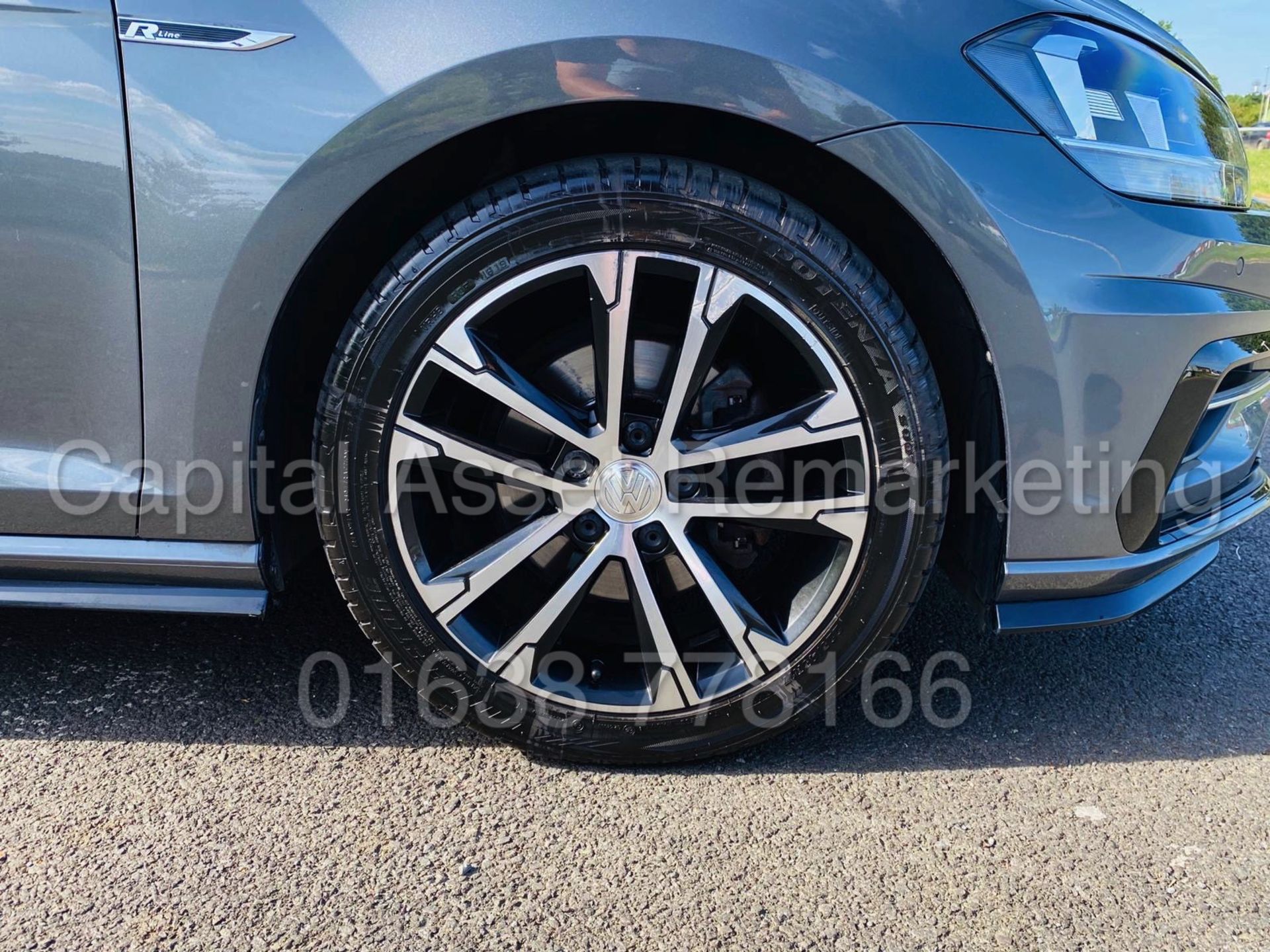 (On Sale) VOLKSWAGEN GOLF *R-LINE EDITION* 5 DOOR (2018) '2.0 TDI - 150 BHP - 6 SPEED' (1 OWNER) - Image 18 of 50