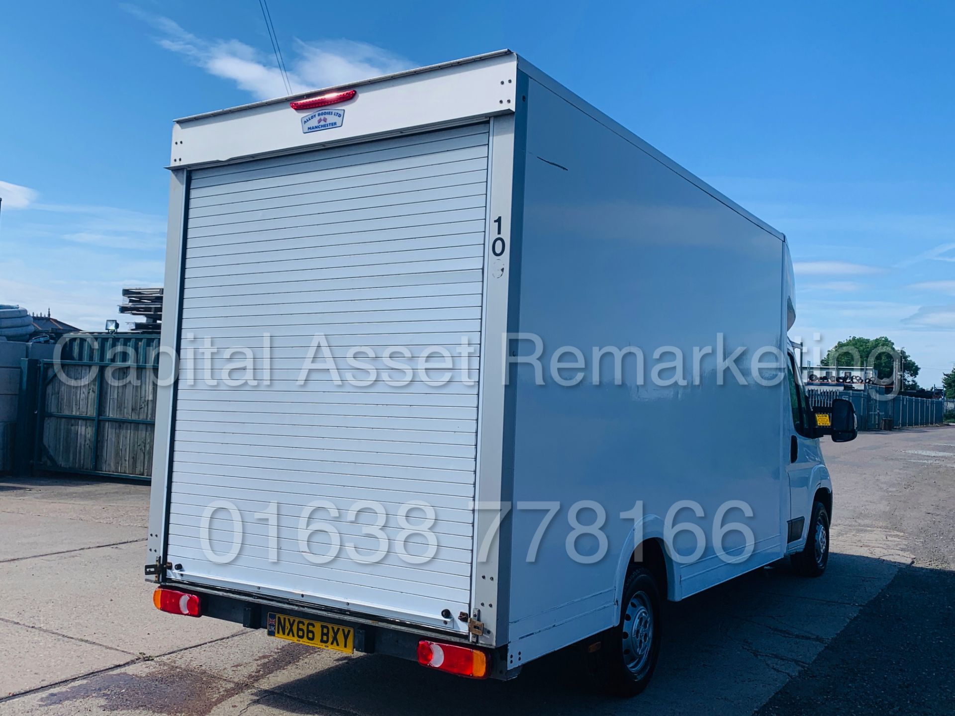 (On Sale) PEUGEOT BOXER *LWB- LO-LOADER / LUTON* (2017 - EURO 6) '2.2 HDI - 6 SPEED' (1 OWNER) - Image 12 of 37