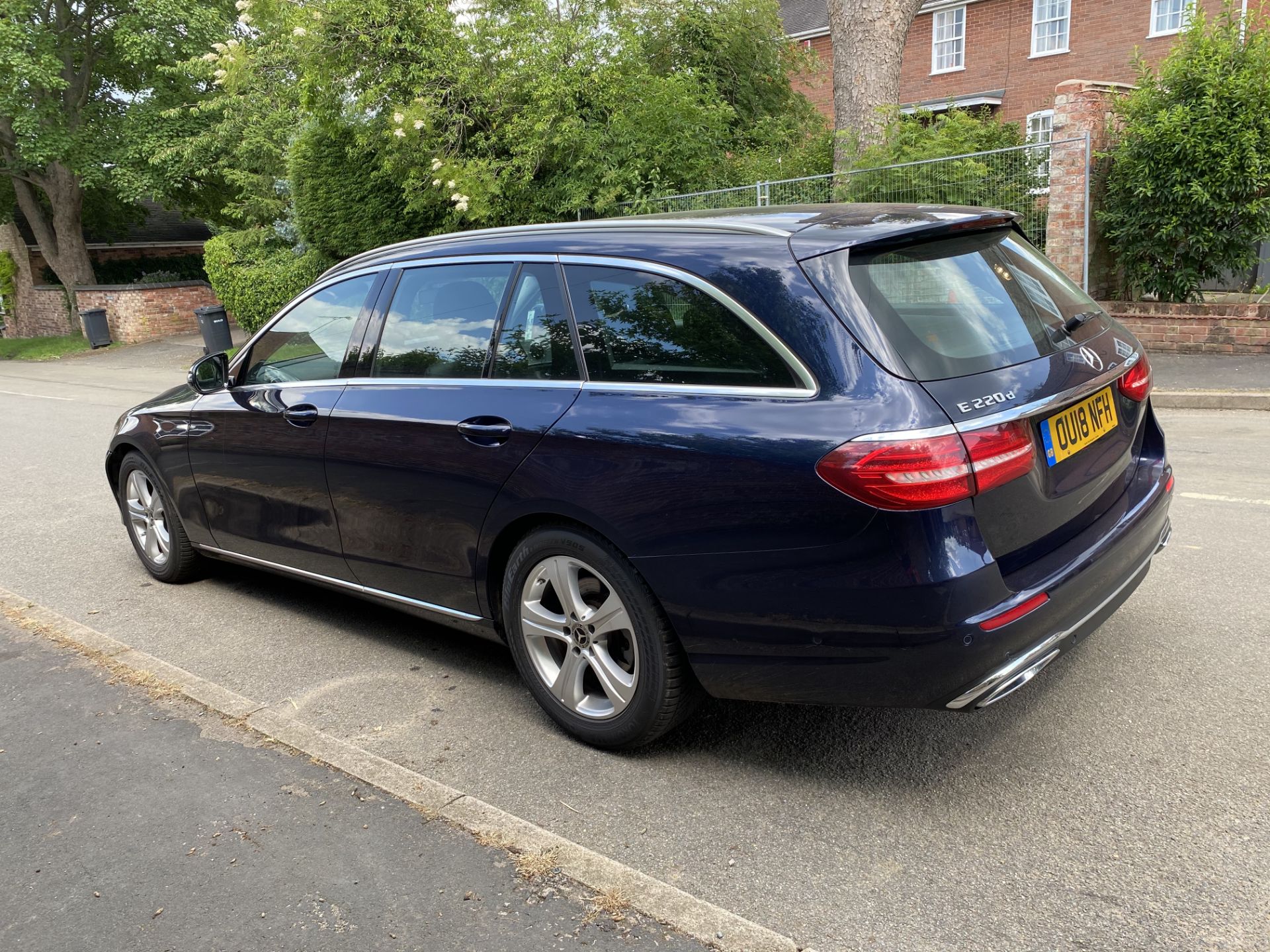 On Sale MERCEDES E220d "SE" ESTATE "9G TRONIC AUTO" 18 REG - 1 KEEPER - LEATHER - SAT NAV - WOW - Image 14 of 32