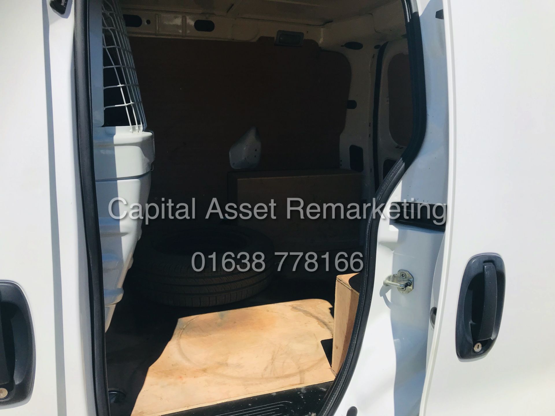 PEUGEOT BIPPER HDI (2017 MODEL) 1 OWNER - ONLY 79,000 MILES WITH HISTORY - SIDE LOADING DOOR - Image 17 of 18