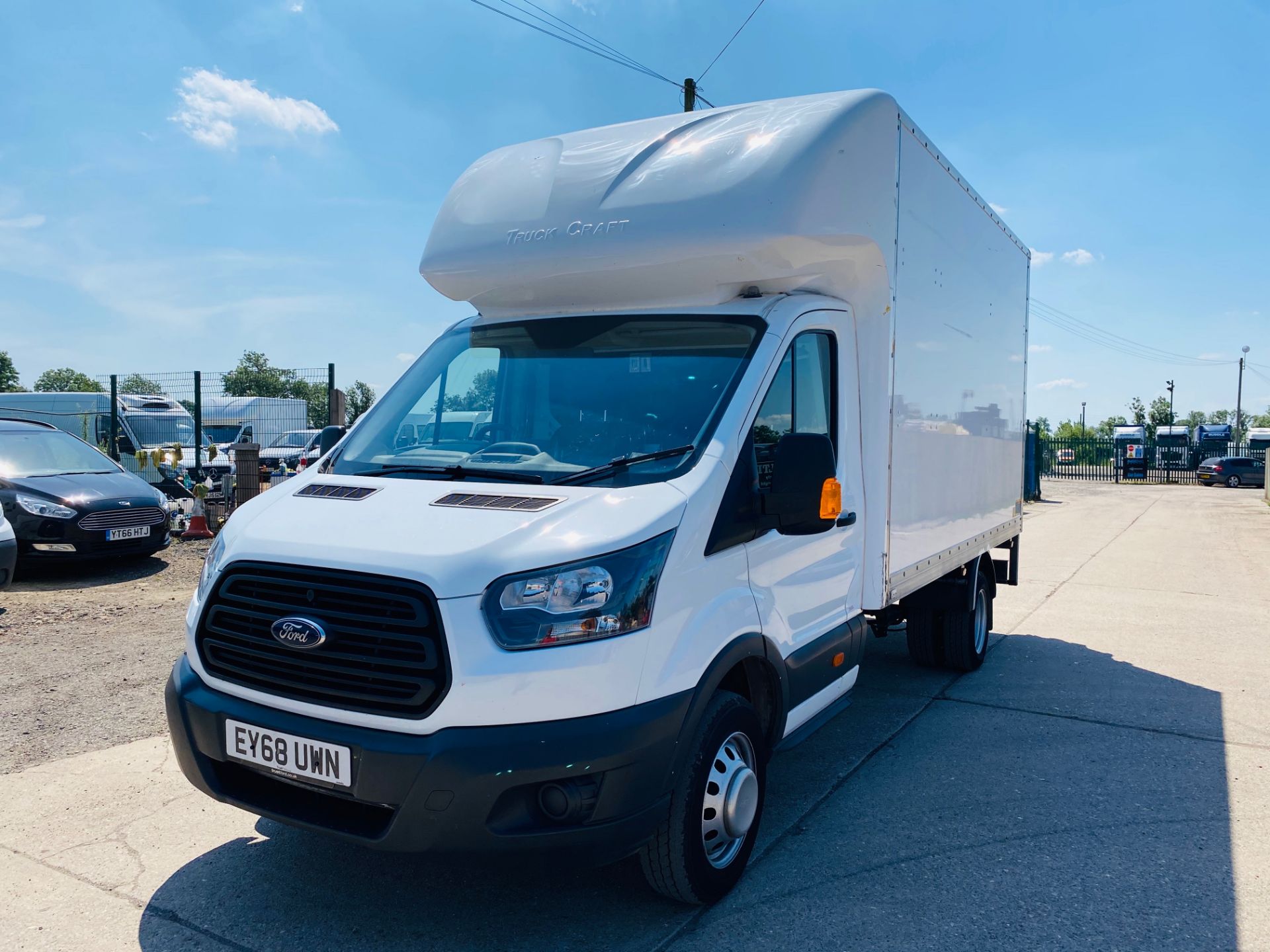 ON SALE FORD TRANSIT T350L "130" 2.0TDCI LWB LUTON-TWIN REAR WHEELS - TAIL LIFT- 2019 MODEL-ONLY 26K - Image 4 of 16