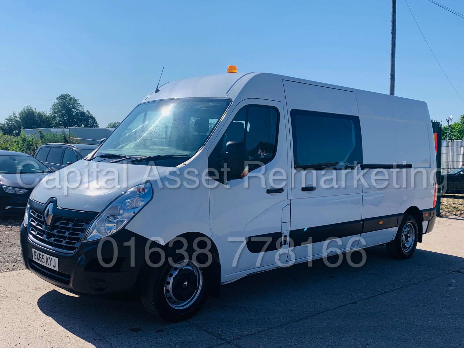 (On Sale) RENAULT MASTER LM35 *LWB HI-ROOF* 9 SEATER VAN (2016) '2.3 DCI - 6 SPEED' **36,000 MILES** - Image 3 of 36