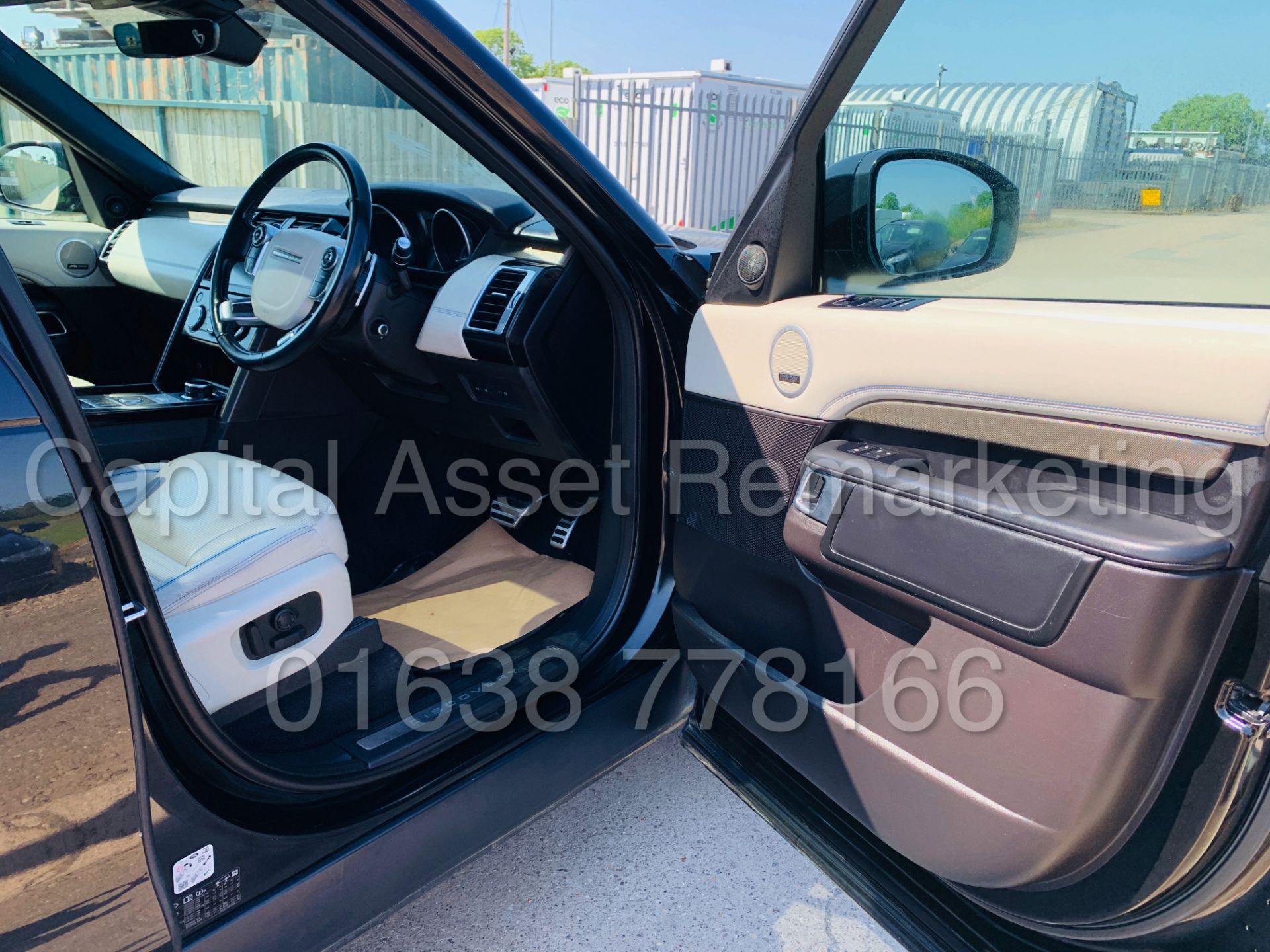 LAND ROVER DISCOVERY *HSE Dynamic* 7 SEATER SUV (2018 - NEW MODEL) '3.0 TD6 - 258 BHP -8 SPEED AUTO' - Image 45 of 68