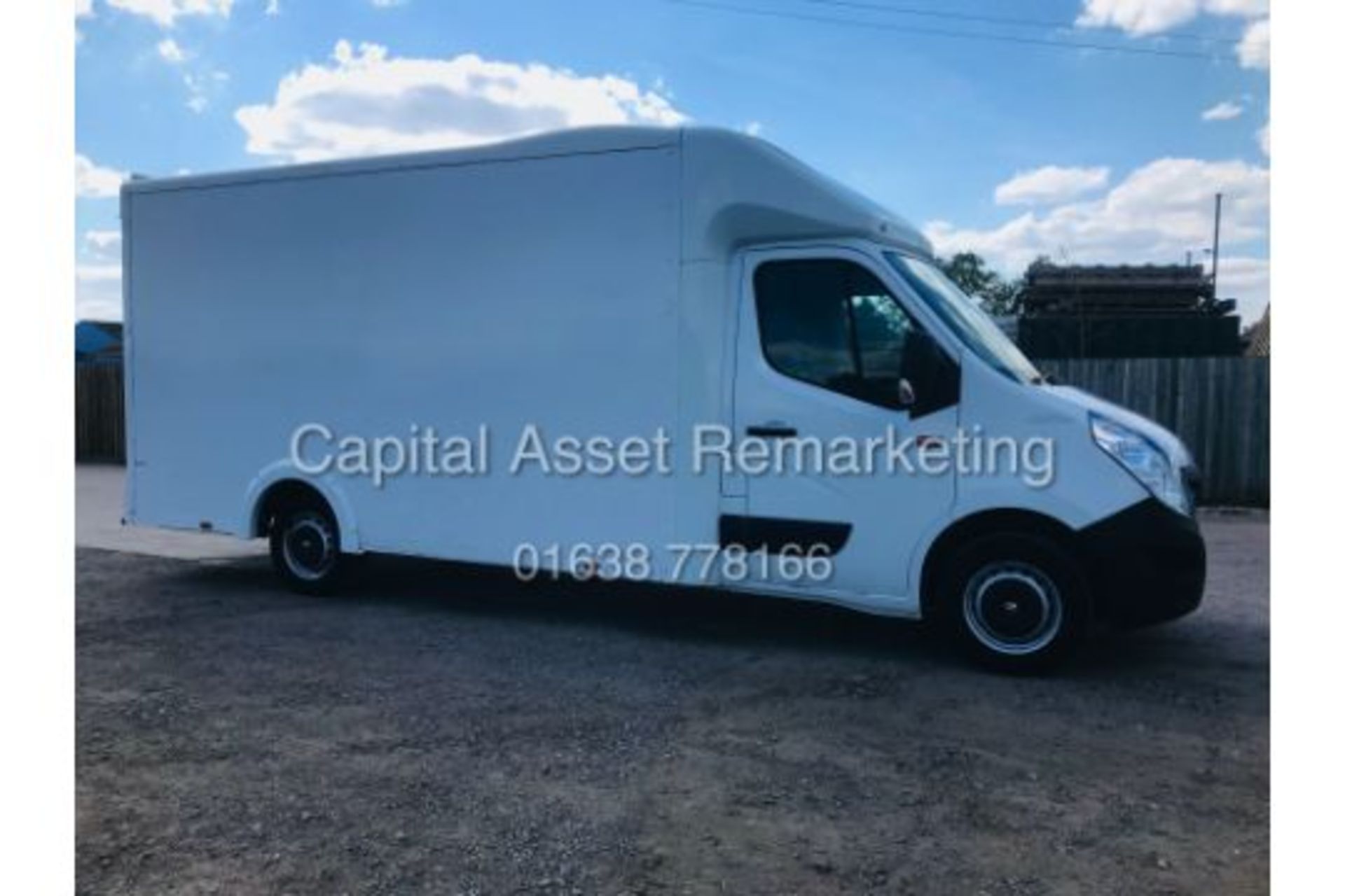 On Sale VAUXHALL MOVANO 2.3CDTI (125) "LWB" LOW LOADER LUTON VAN -17 REG - 91K MILES SERVICE HISTORY