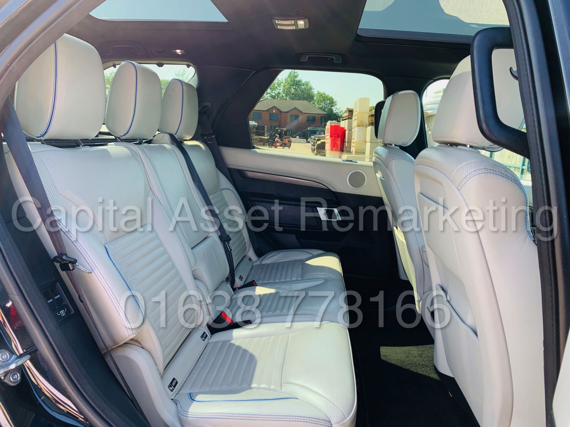 LAND ROVER DISCOVERY *HSE Dynamic* 7 SEATER SUV (2018 - NEW MODEL) '3.0 TD6 - 258 BHP -8 SPEED AUTO' - Image 40 of 68