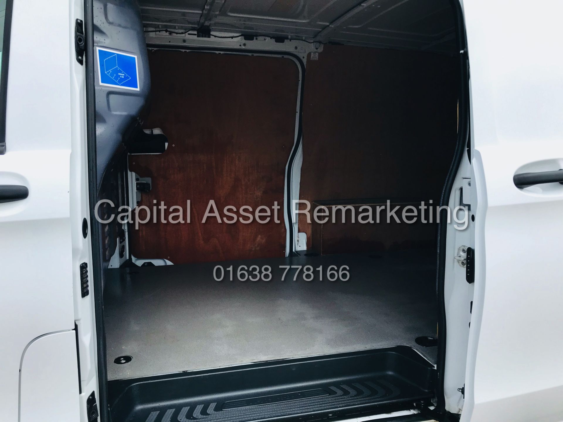 MERCEDES VITO 111CDI LWB (2017 MODEL) 1 OWNER FSH *AIR CON* FULL ELEC PACK *EURO 6 / ULEZ COMPLIANT* - Image 22 of 25