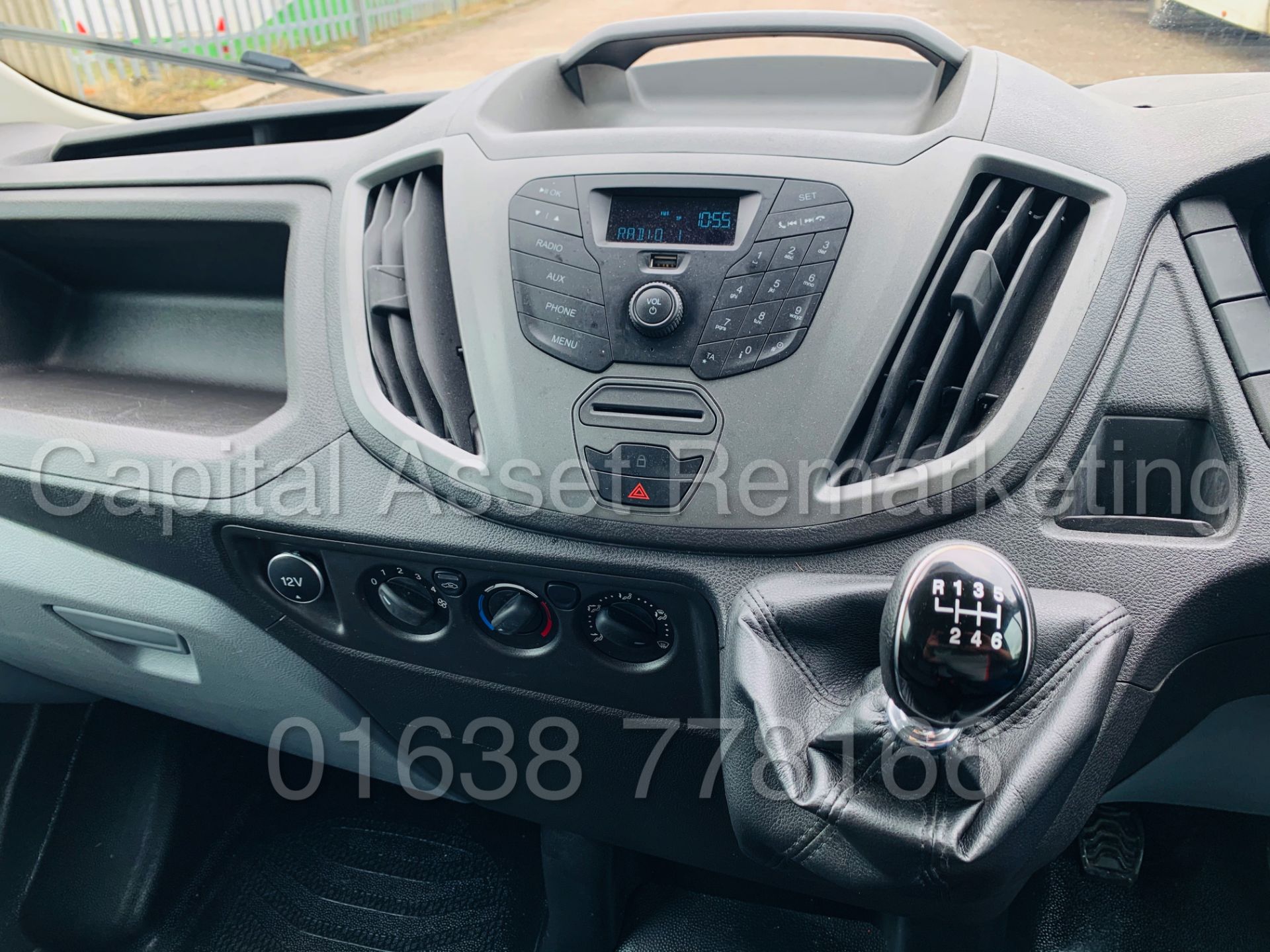 FORD TRANSIT T350 *LWB -LUTON / BOX VAN* (2018 - EURO 6) '2.0 TDCI - 130 BHP - 6 SPEED' *8000 MILES* - Image 34 of 40