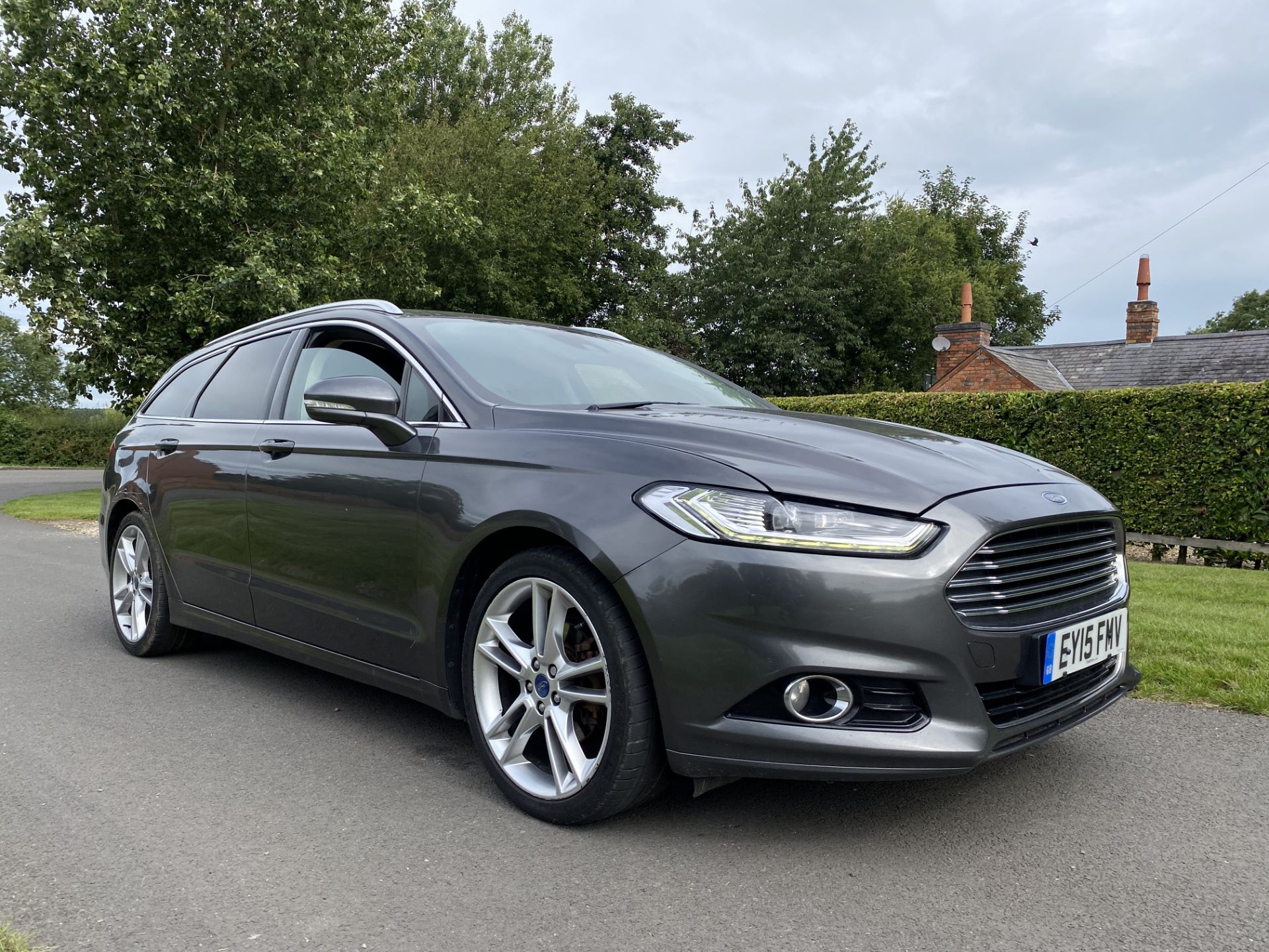 FORD MONDEO *TITANIUM* 5 DOOR ESTATE (2015 - NEW MODEL) '2.0 TDCI -LEATHER - SAT NAV - HUGE SPEC!!