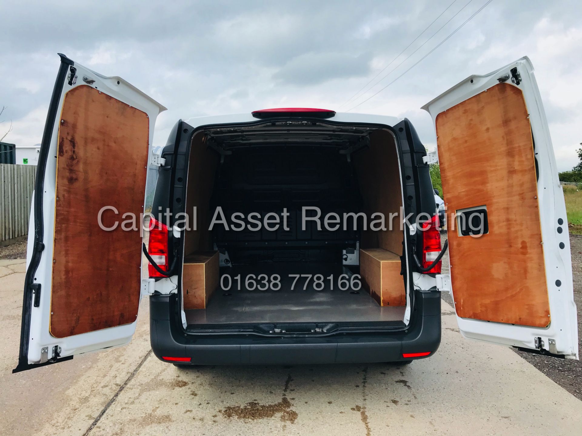 MERCEDES VITO 111CDI LWB (2017 MODEL) 1 OWNER FSH *AIR CON* FULL ELEC PACK *EURO 6 / ULEZ COMPLIANT* - Image 23 of 25