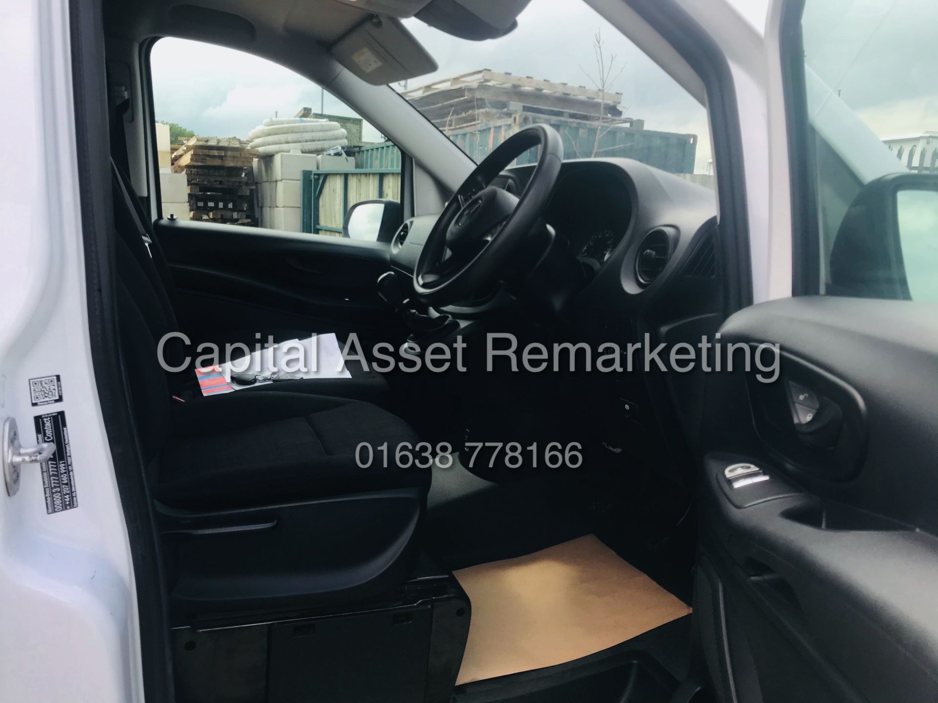 MERCEDES VITO 111CDI LWB (2017 MODEL) 1 OWNER FSH *AIR CON* FULL ELEC PACK *EURO 6 / ULEZ COMPLIANT* - Image 13 of 25