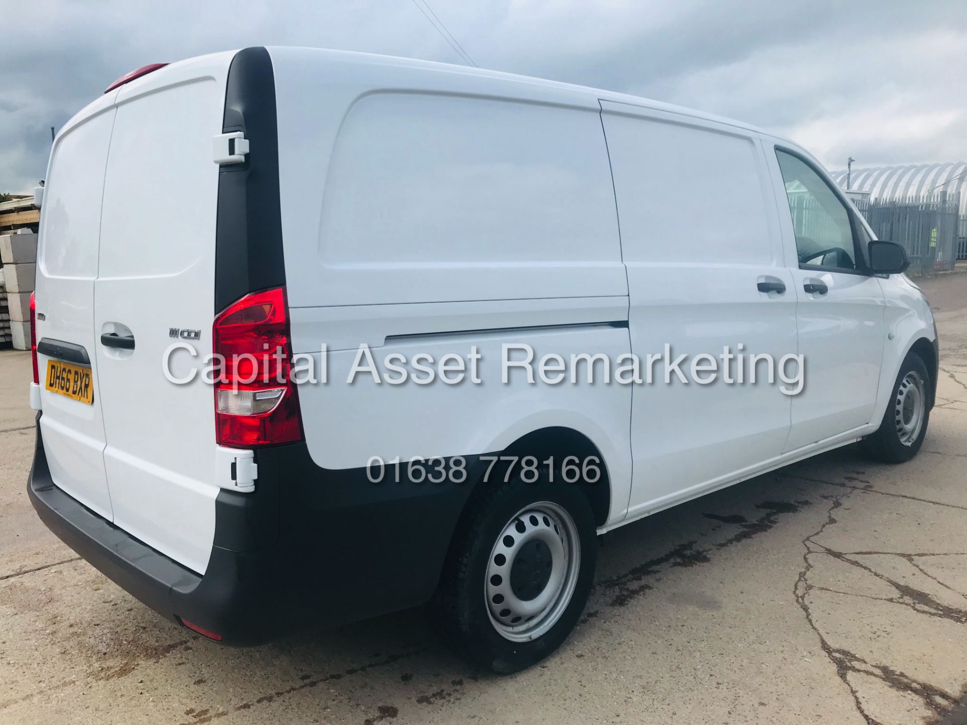 MERCEDES VITO 111CDI LWB (2017 MODEL) 1 OWNER FSH *AIR CON* FULL ELEC PACK *EURO 6 / ULEZ COMPLIANT* - Image 11 of 25