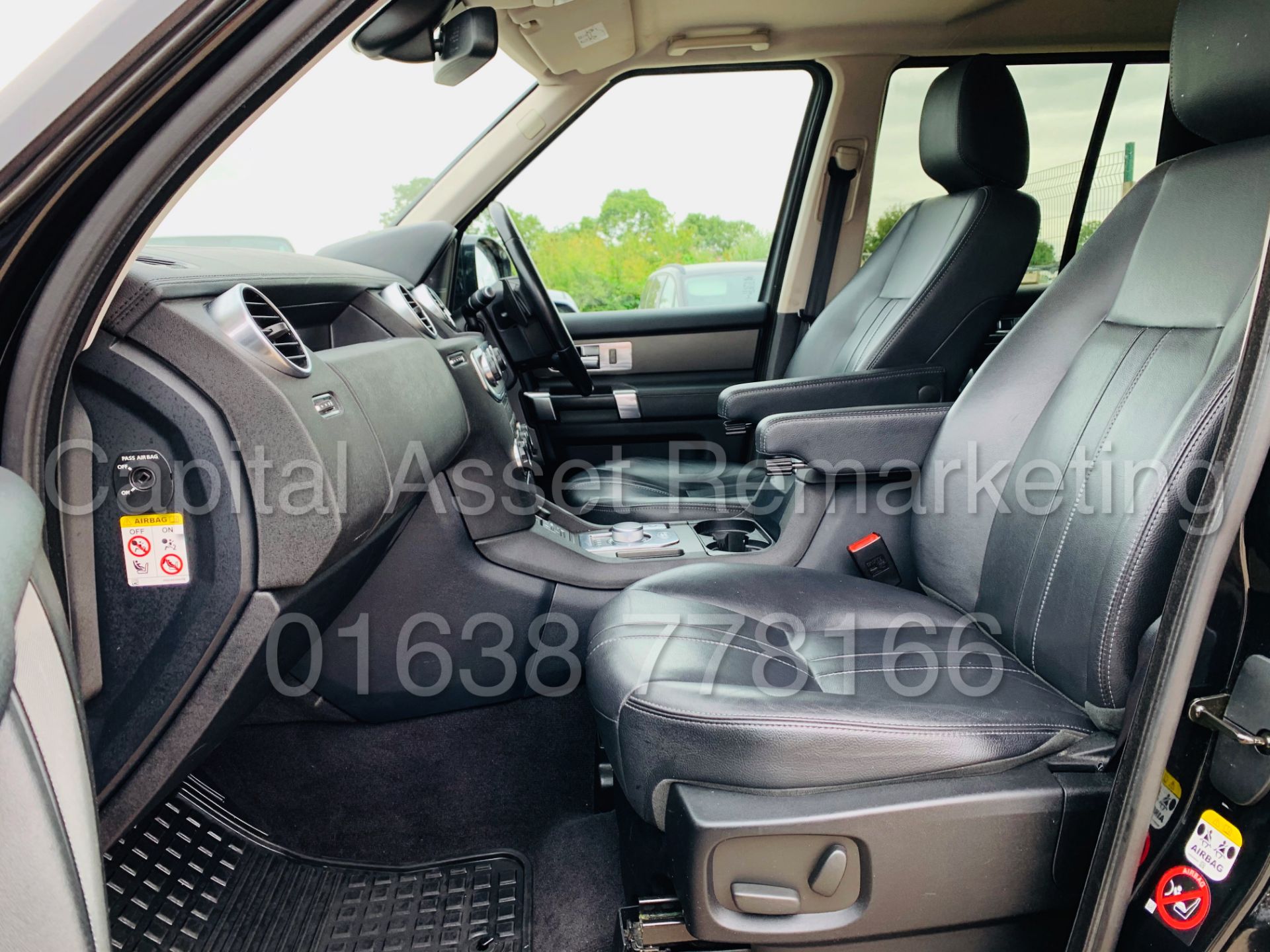 (On Sale) LAND ROVER DISCOVERY 4 *SE TECH* 7 SEATER SUV (2016) '3.0 SDV6 - 8 SPEED AUTO' (1 OWNER) - Image 24 of 53