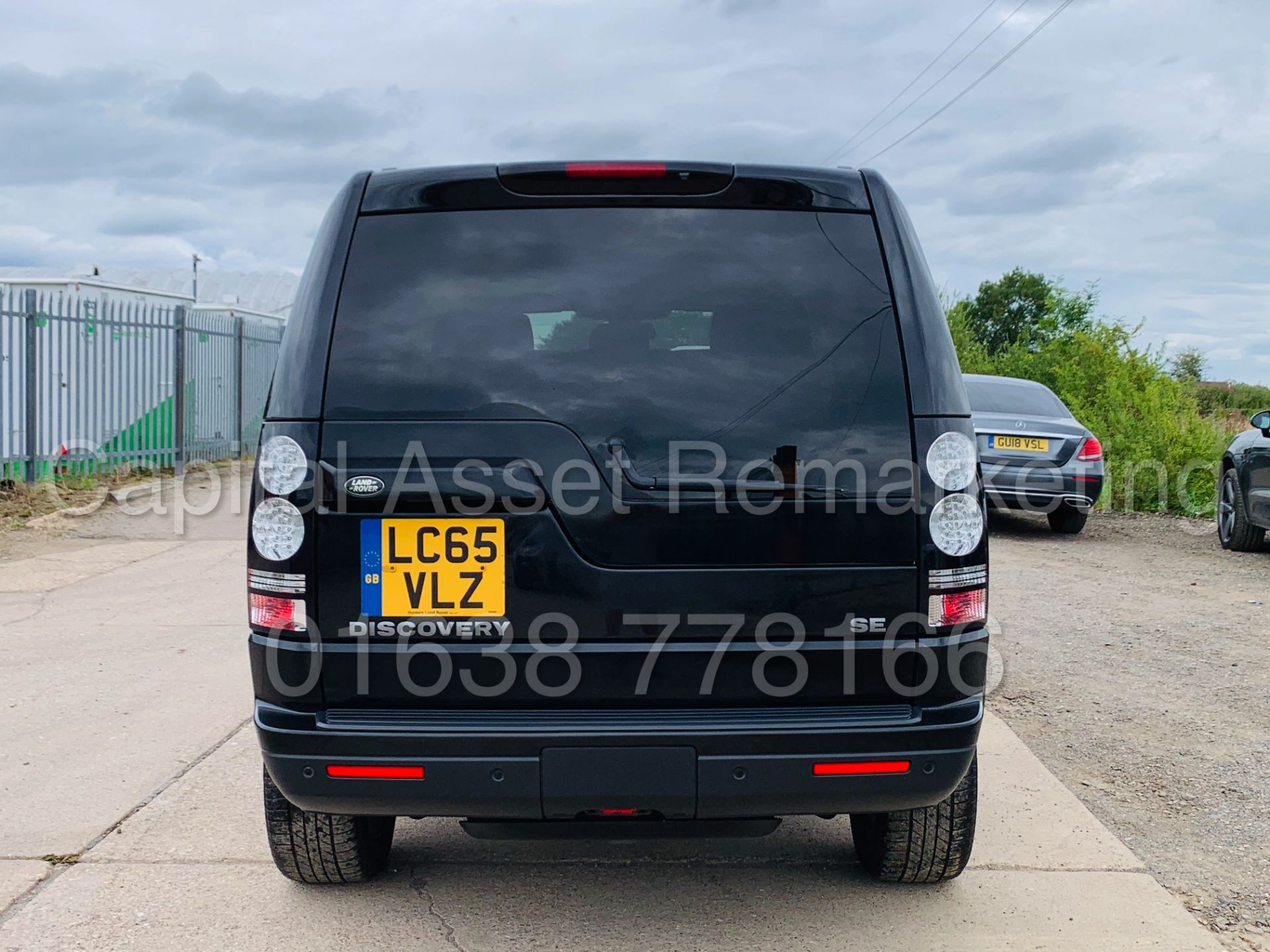 (On Sale) LAND ROVER DISCOVERY 4 *SE TECH* 7 SEATER SUV (2016) '3.0 SDV6 - 8 SPEED AUTO' (1 OWNER) - Image 11 of 53