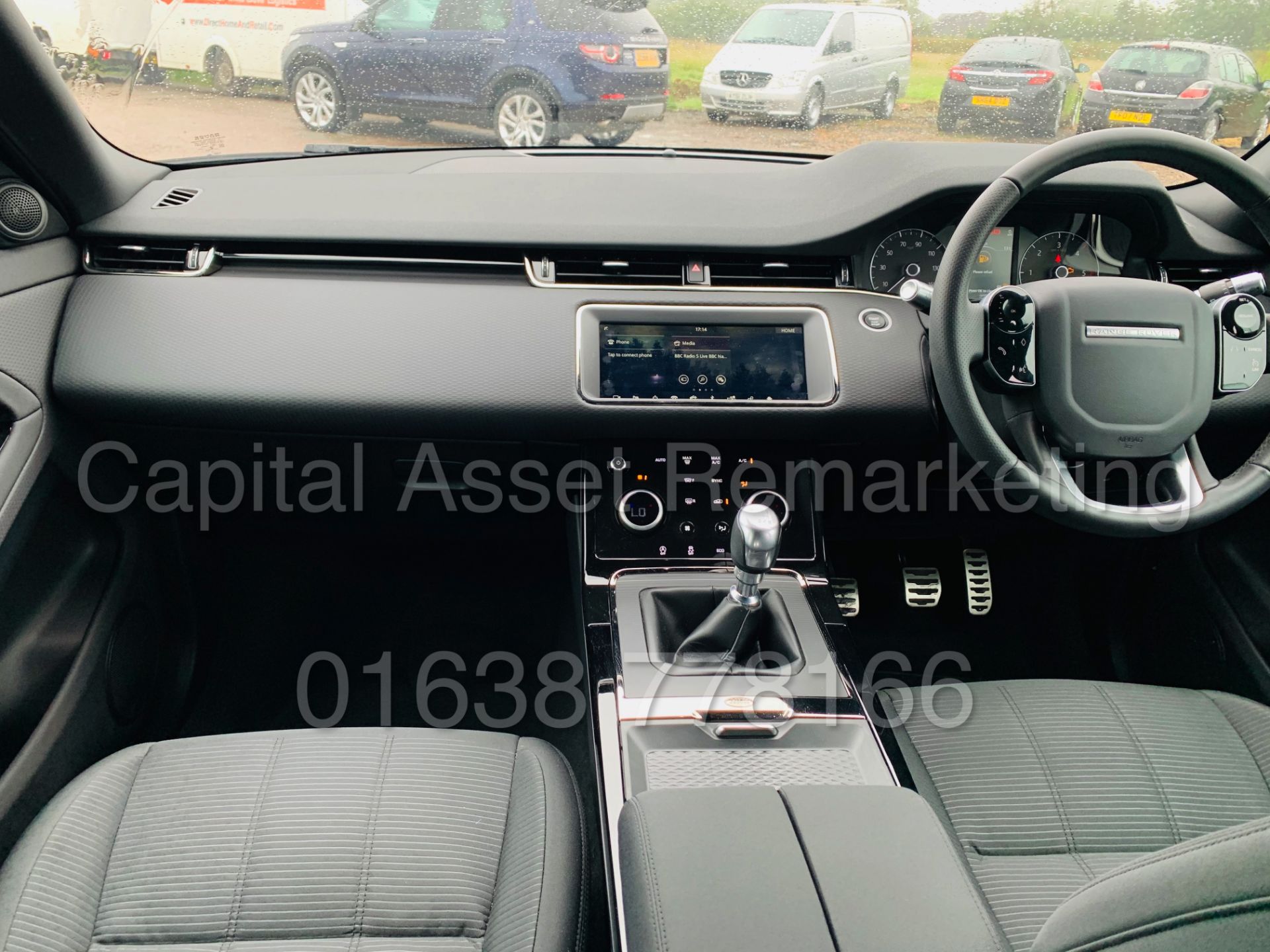 (On Sale) RANGE ROVER EVOQUE *R-DYNAMIC* (69 REG - NEW MODEL) '2.0 D150' (1 OWNER) **MASSIVE SPEC** - Image 32 of 49