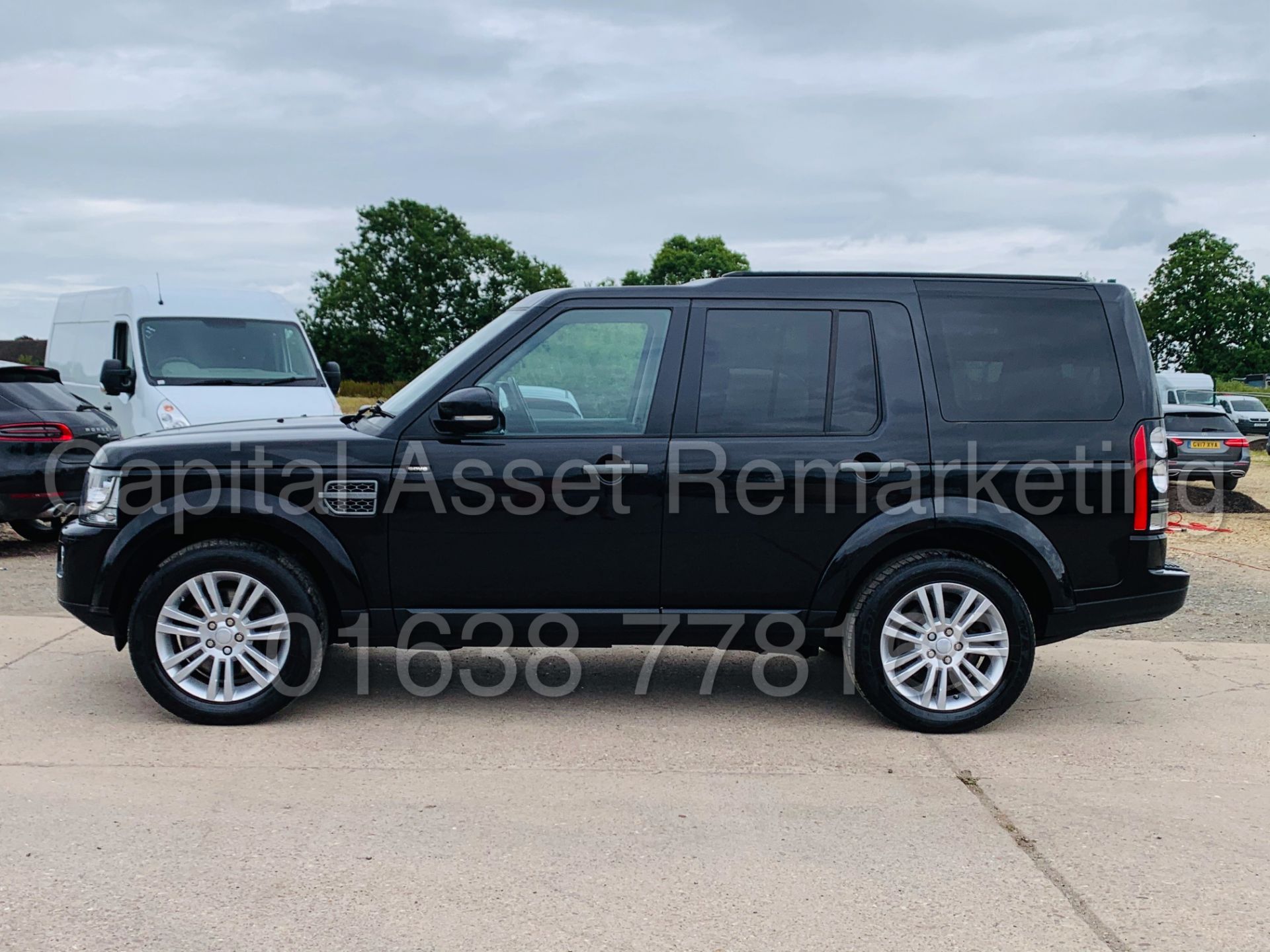 (On Sale) LAND ROVER DISCOVERY 4 *SE TECH* 7 SEATER SUV (2016) '3.0 SDV6 - 8 SPEED AUTO' (1 OWNER) - Image 8 of 53