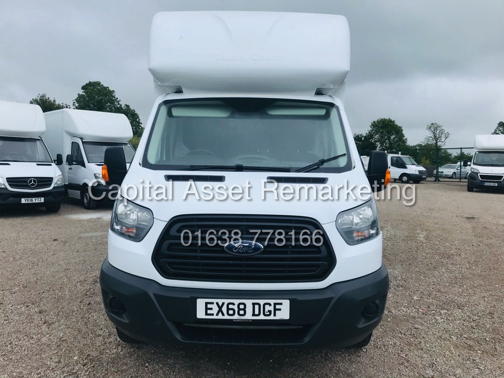 FORD TRANSIT 2.0TDCI 14FT LUTON (2019 MODEL) 1 OWNER - ONLY 24K MILES *AIR CON* TAIL LIFT *EURO 6* - Image 5 of 25