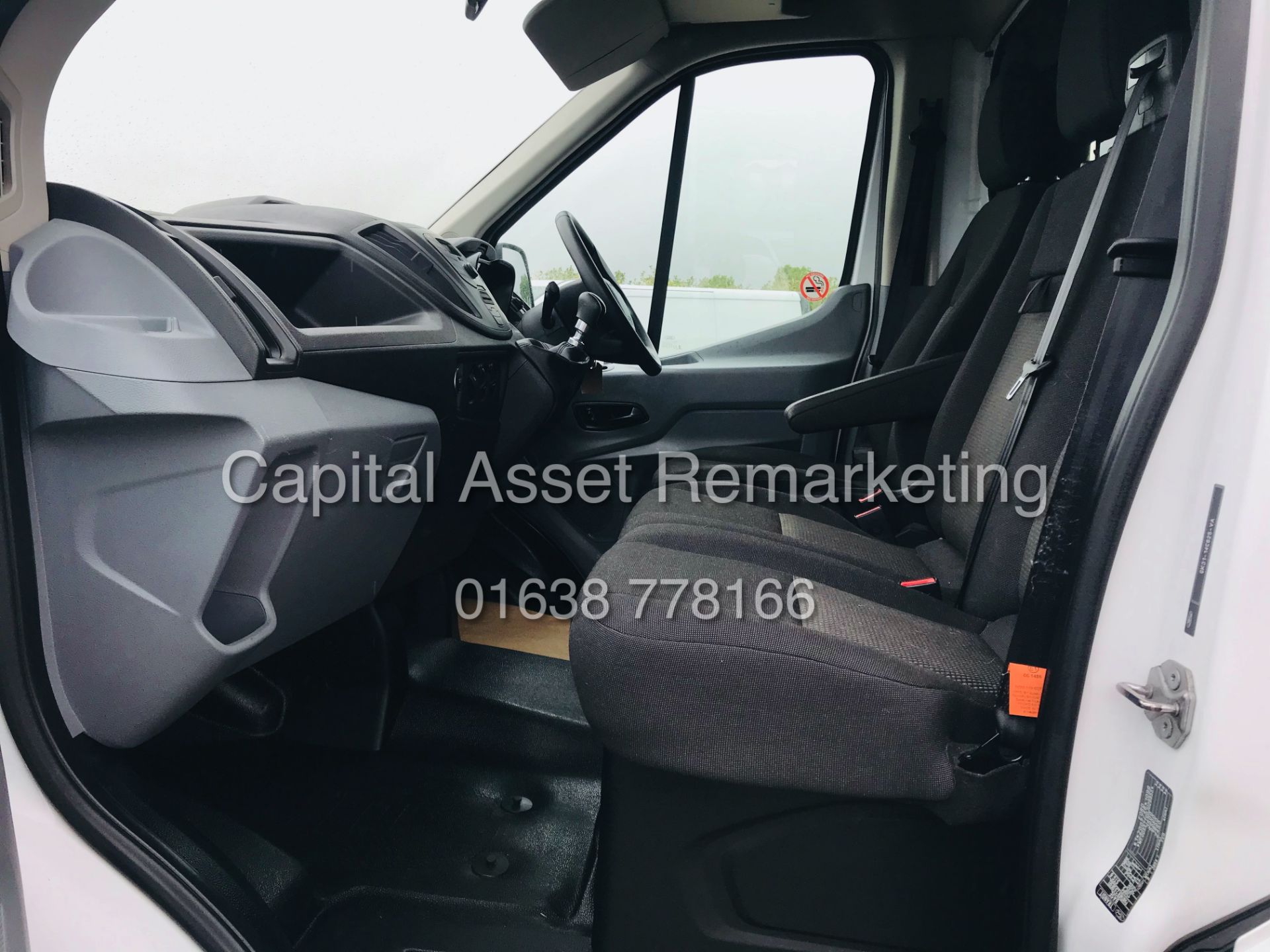 FORD TRANSIT 2.0TDCI 14FT LUTON (2019 MODEL) 1 OWNER - ONLY 24K MILES *AIR CON* TAIL LIFT *EURO 6* - Image 24 of 25