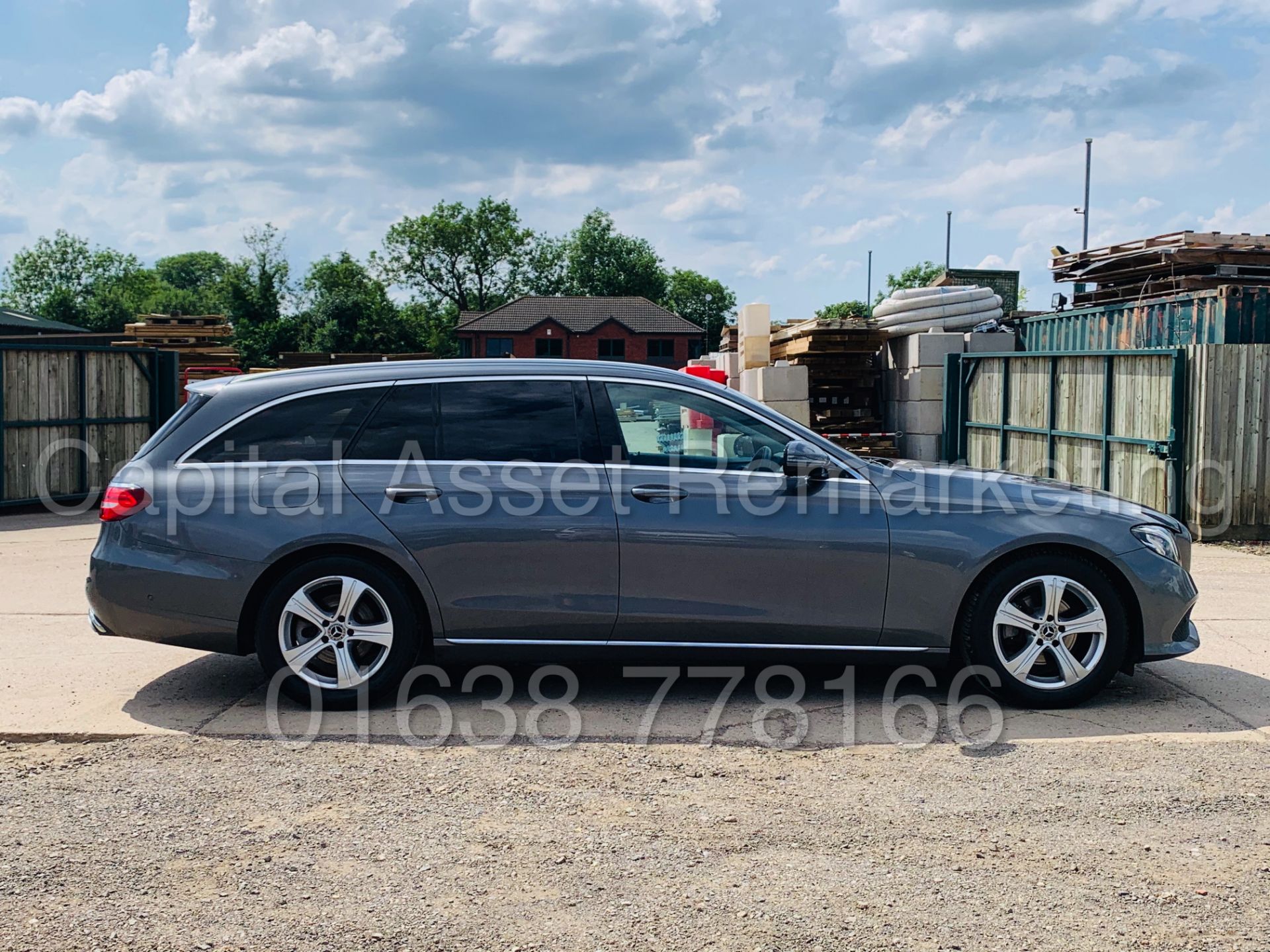 MERCEDES E220d "SE AUTO" ESTATE - 17 REG - 1 KEEPER - LEATHER - SAT NAV - REVERSE CAMERA- GREAT SPEC - Image 14 of 50