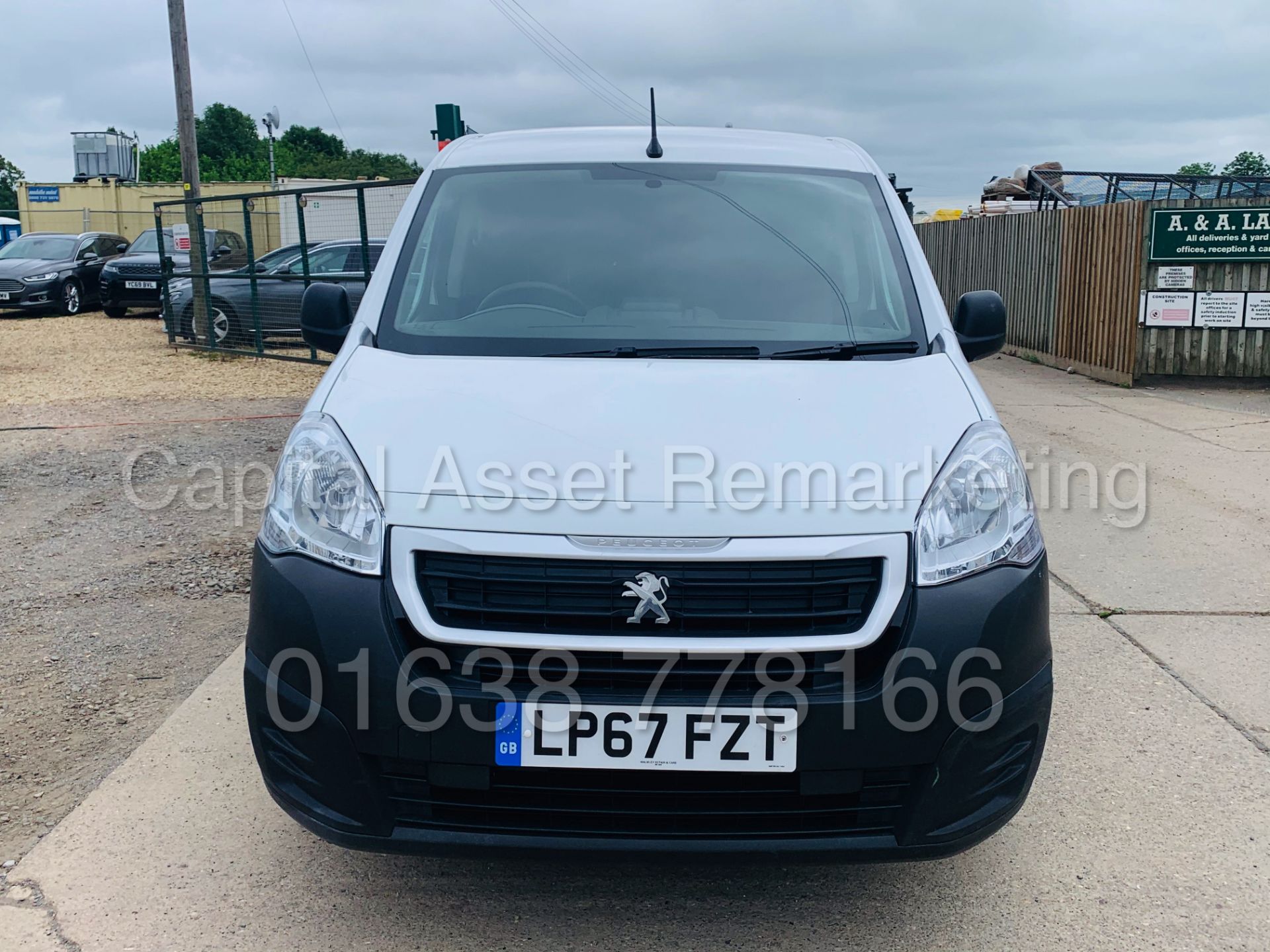 PEUGEOT PARTNER 1.6HDI "BLUE" PROFESSIONAL "ULEZ COMPLIANT EURO 6" 17 REG - LOW MILES - AIR CON - Image 4 of 35