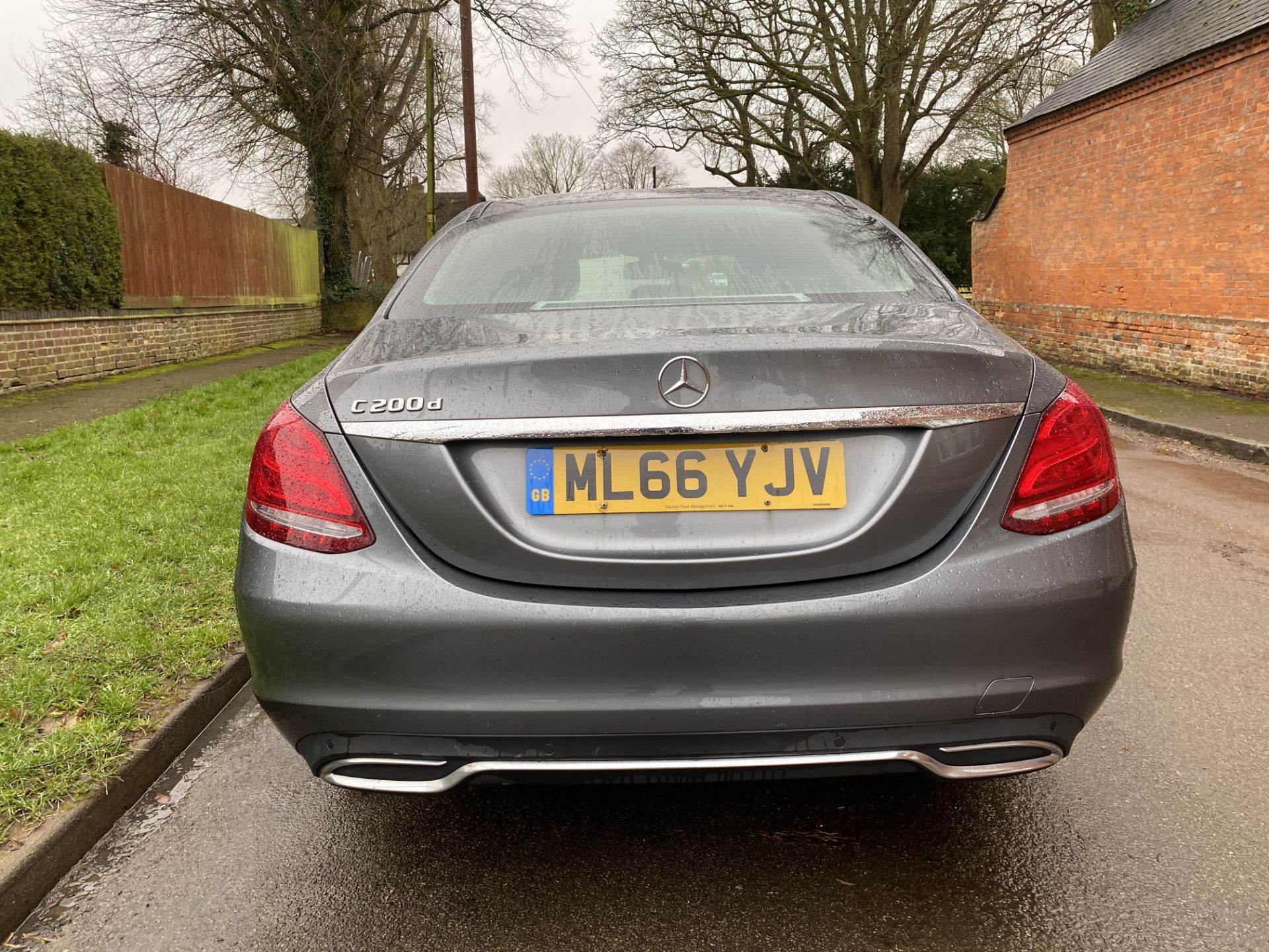 ON SALE MERCEDES C200d "SPORT" AUTO 7G TRONIC SALOON - 2017 MODEL - LEATHER - SAT NAV - 1 KEEPER - - Image 6 of 31