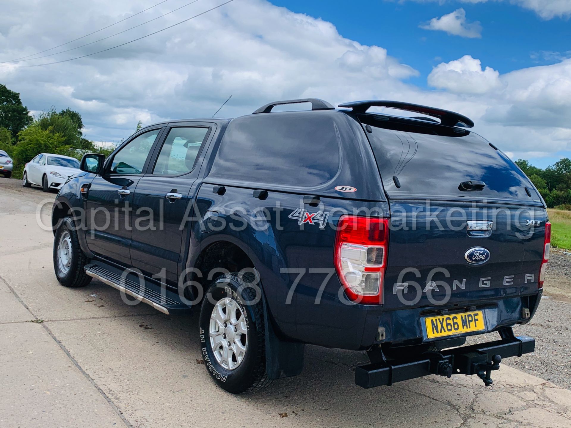 FORD RANGER *DOUBLE CAB PICK-UP* (2017 - EURO 6) '2.2 TDCI - 160 BHP - 6 SPEED' **MASSIVE SPEC** - Image 10 of 39