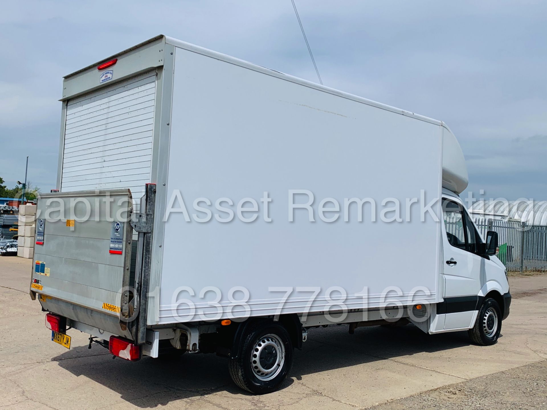 MERCEDES-BENZ SPRINTER 314 CDI *LWB - LUTON / BOX VAN* (2018 - EURO 6) '140 BHP-6 SPEED' *TAIL-LIFT* - Image 13 of 35