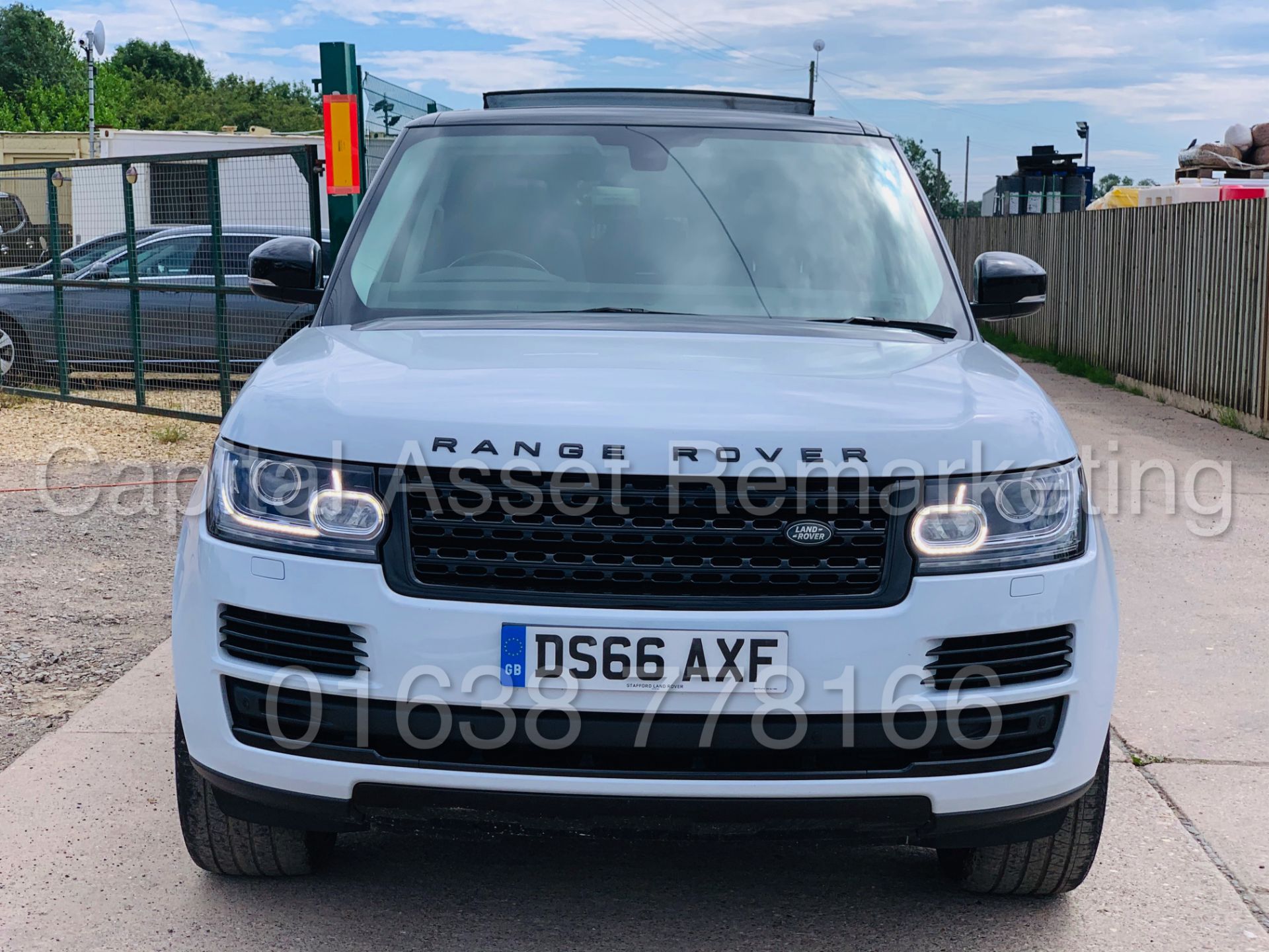 (On Sale) RANGE ROVER *VOGUE SE* 5 DOOR SUV (2017 - EURO 6) '3.0 TDV6 - 258 BHP - 8 SPEED AUTO' - Image 4 of 67