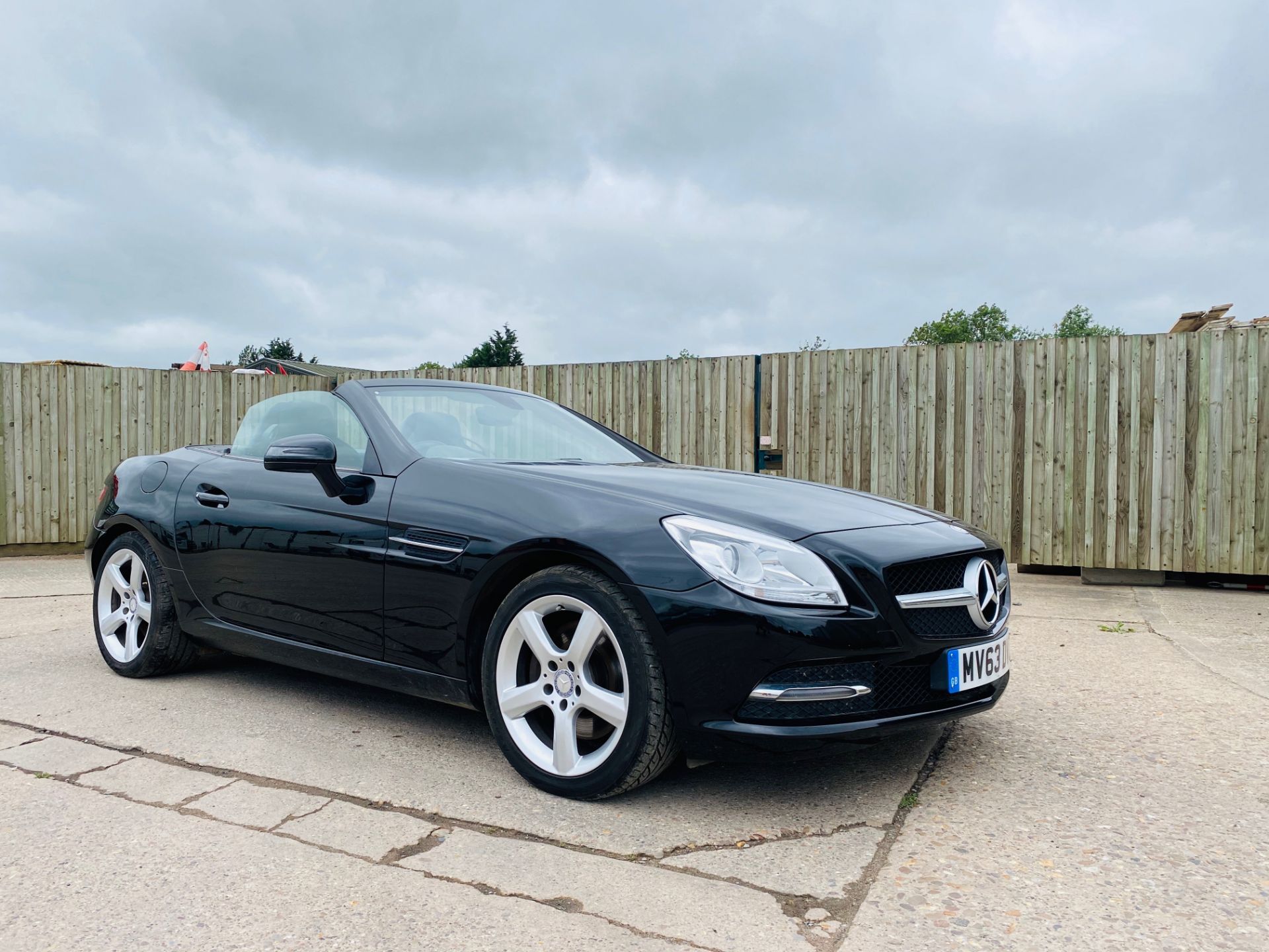 MERCEDES SLK 250CDI "BLUEEFFICIENCY" AUTO - 2014 MODEL - GREAT SPEC - 1 KEEPER - BLACK - LOOK!!!