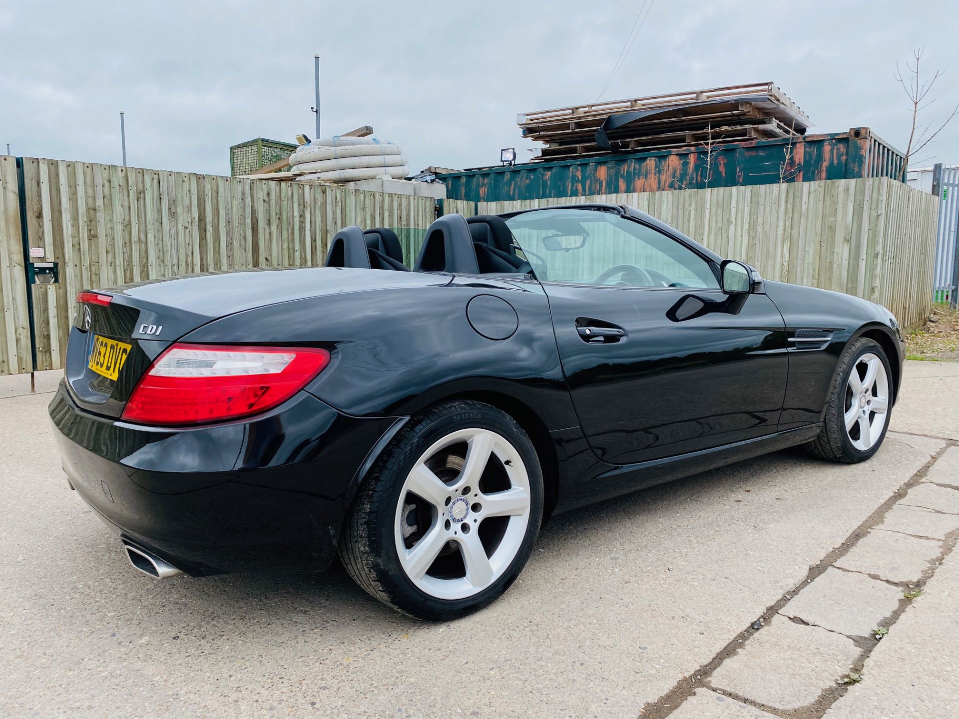 MERCEDES SLK 250CDI "BLUEEFFICIENCY" AUTO - 2014 MODEL - GREAT SPEC - 1 KEEPER - BLACK - LOOK!!! - Image 8 of 26