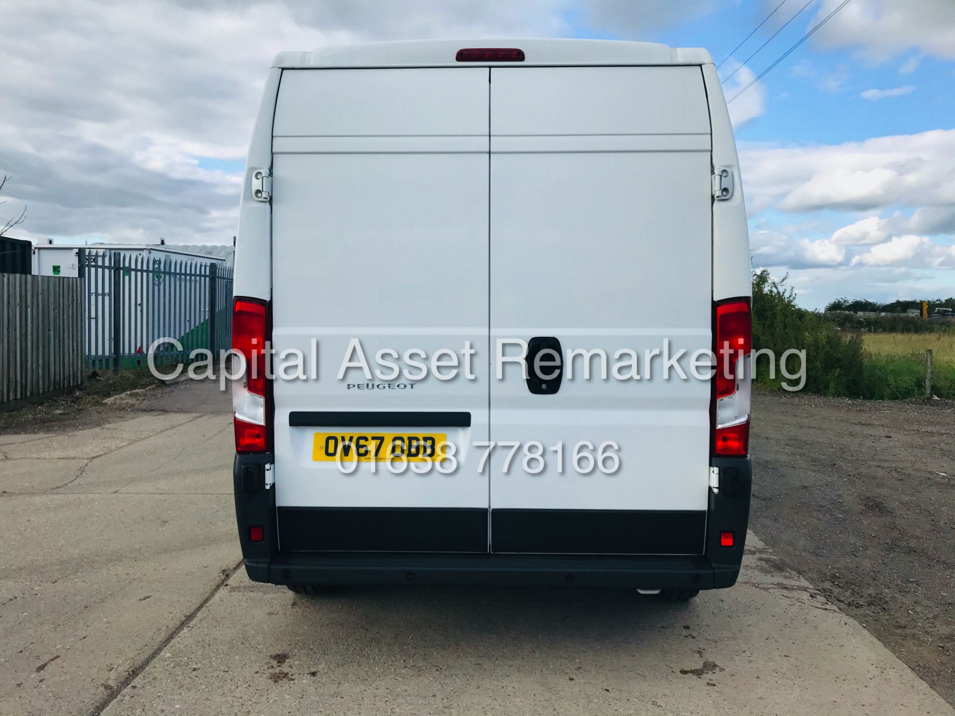 (On Sale) PEUGEOT BOXER 2.0 BLUE-HDI LWB L3 (2018 MLODEL) PROFESSIONAL- 1 OWNER -LOW MILES *AIR CON* - Image 10 of 24