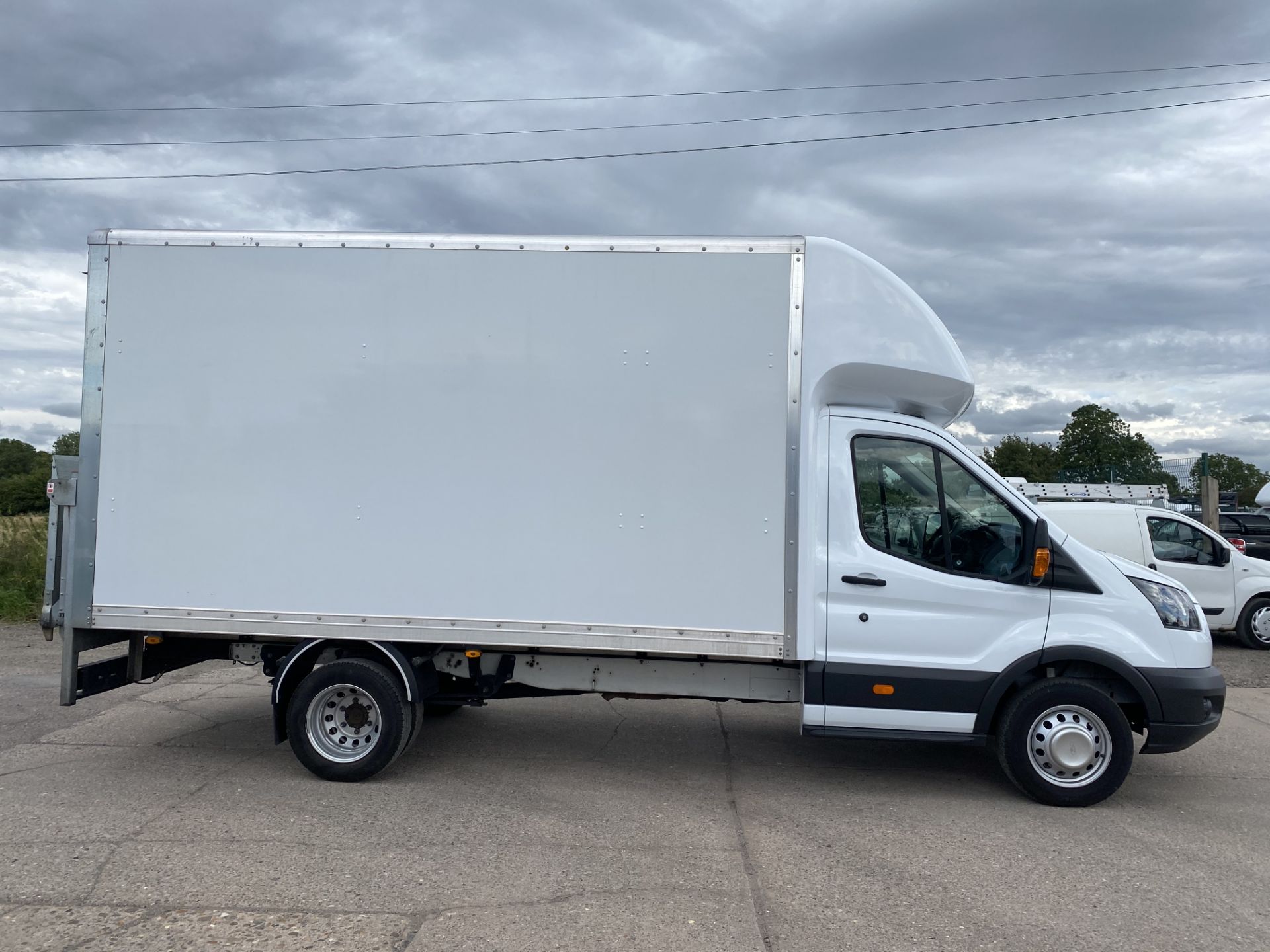 FORD TRANSIT T350L "LWB" 2.2TDCI (130) 14 FOOT LUTON BOX VAN - 2019 MODEL - 1 OWNER -LOW MILES -WOW! - Image 8 of 19