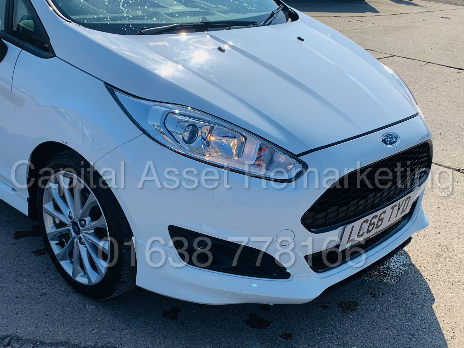 FORD FIESTA *SPORT VAN* (2017 - EURO 6) '1.5 TDCI - 95 BHP' *AIR CON & SAT NAV* (1 OWNER FROM NEW) - Image 15 of 47