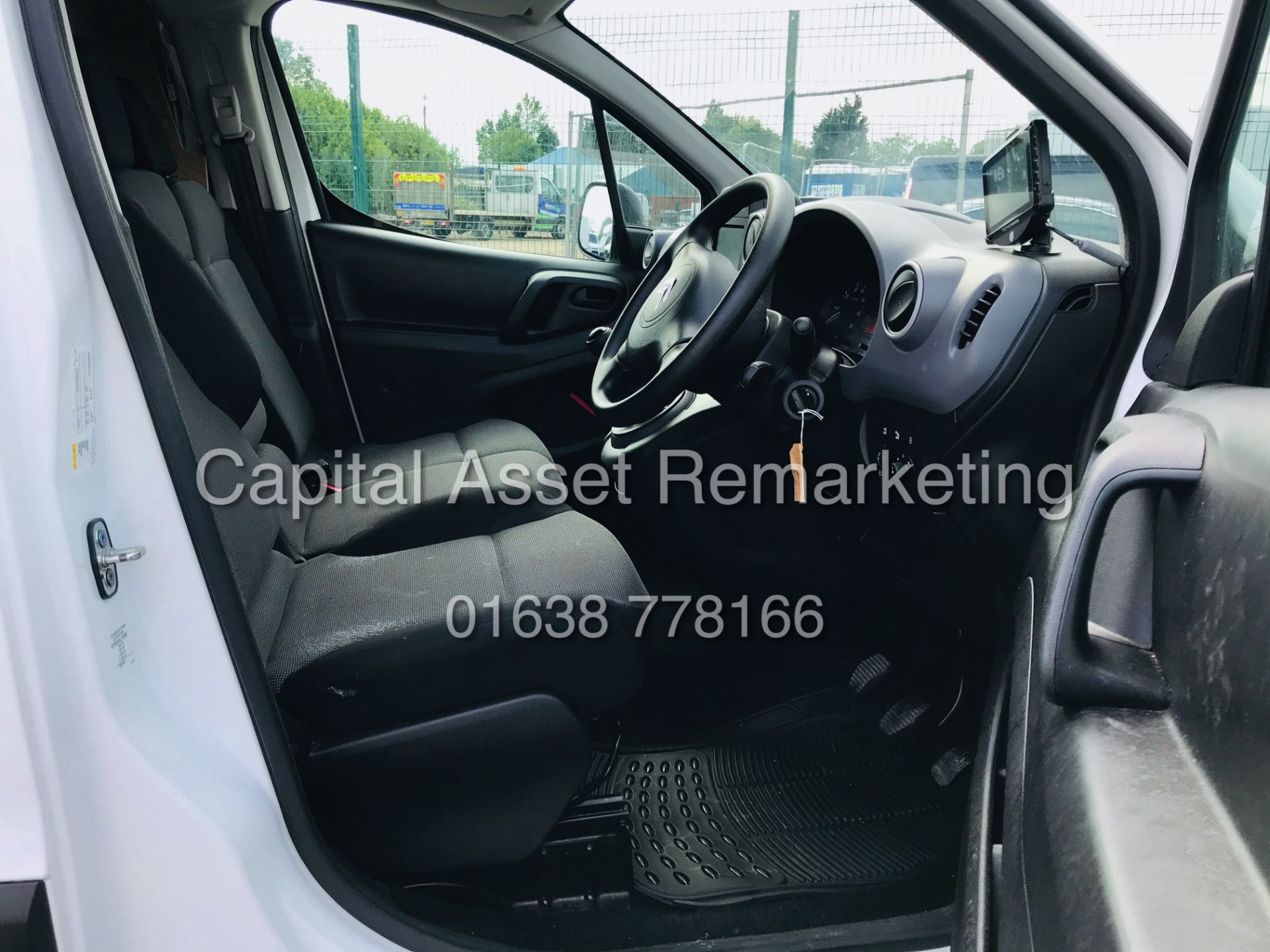 (On Sale) CITROEN BERLINGO 1.6 BLUE-HDI "ENTERPRISE" 1 OWNER (18 REG) AIR CON - SAT NAV - 31K MILES - Image 12 of 22