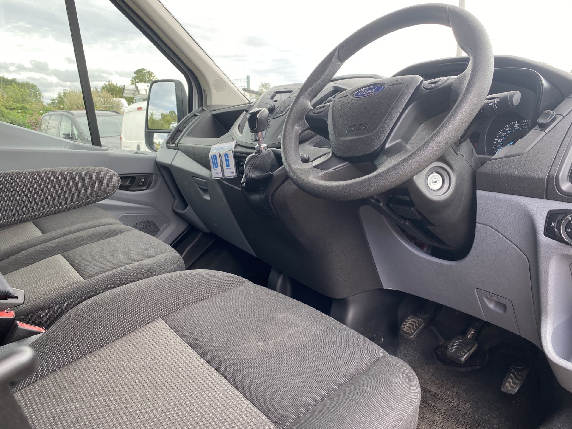 FORD TRANSIT T350L "LWB" 2.2TDCI (130) 14 FOOT LUTON BOX VAN - 2019 MODEL - 1 OWNER -LOW MILES -WOW! - Image 14 of 19