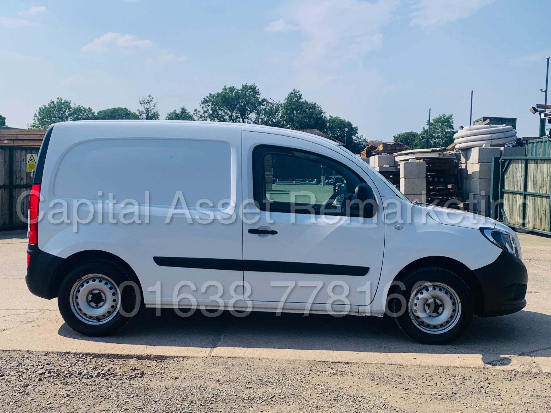 (on sale) MERCEDES-BENZ CITAN 109 CDI *LWB - PANEL VAN* (2018 - EURO 6) '1.5 DIESEL' (1 OWNER) - Image 10 of 39