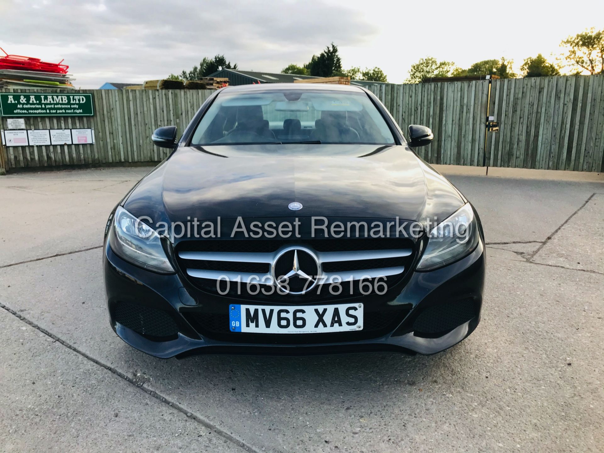 On sale MERCEDES C200d "SE" SALLON (SPECIAL EQUIPMENT) LEATHER (2017 MODEL) SAT NAV - GREAT SPEC - - Image 4 of 29