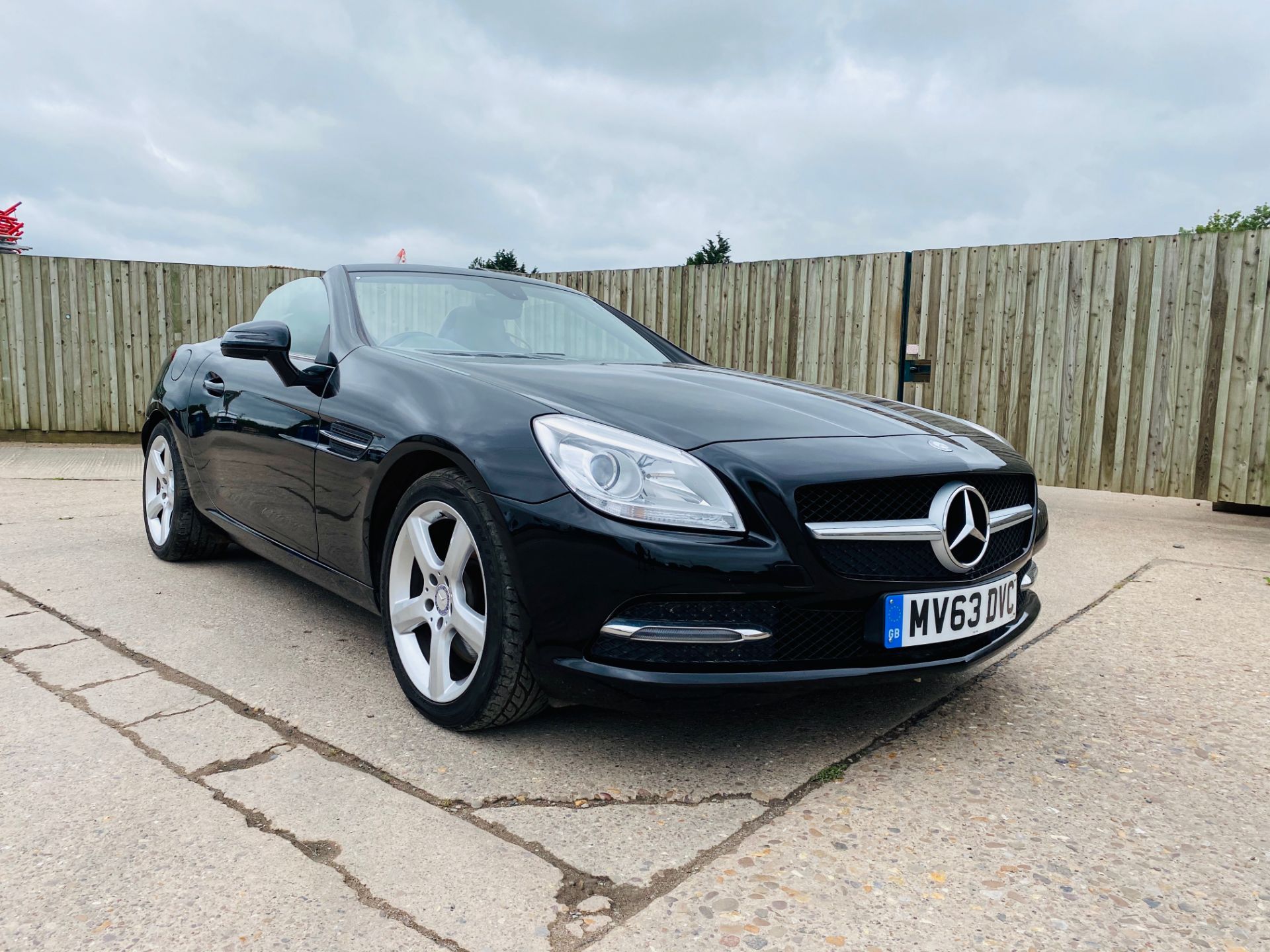 ON SALE MERCEDES SLK 250CDI "AUTO"CONVERTIBLE "HARDTOP" - 2014 MODEL - 1 KEEPER - BLACK - GREAT SPEC - Image 3 of 26