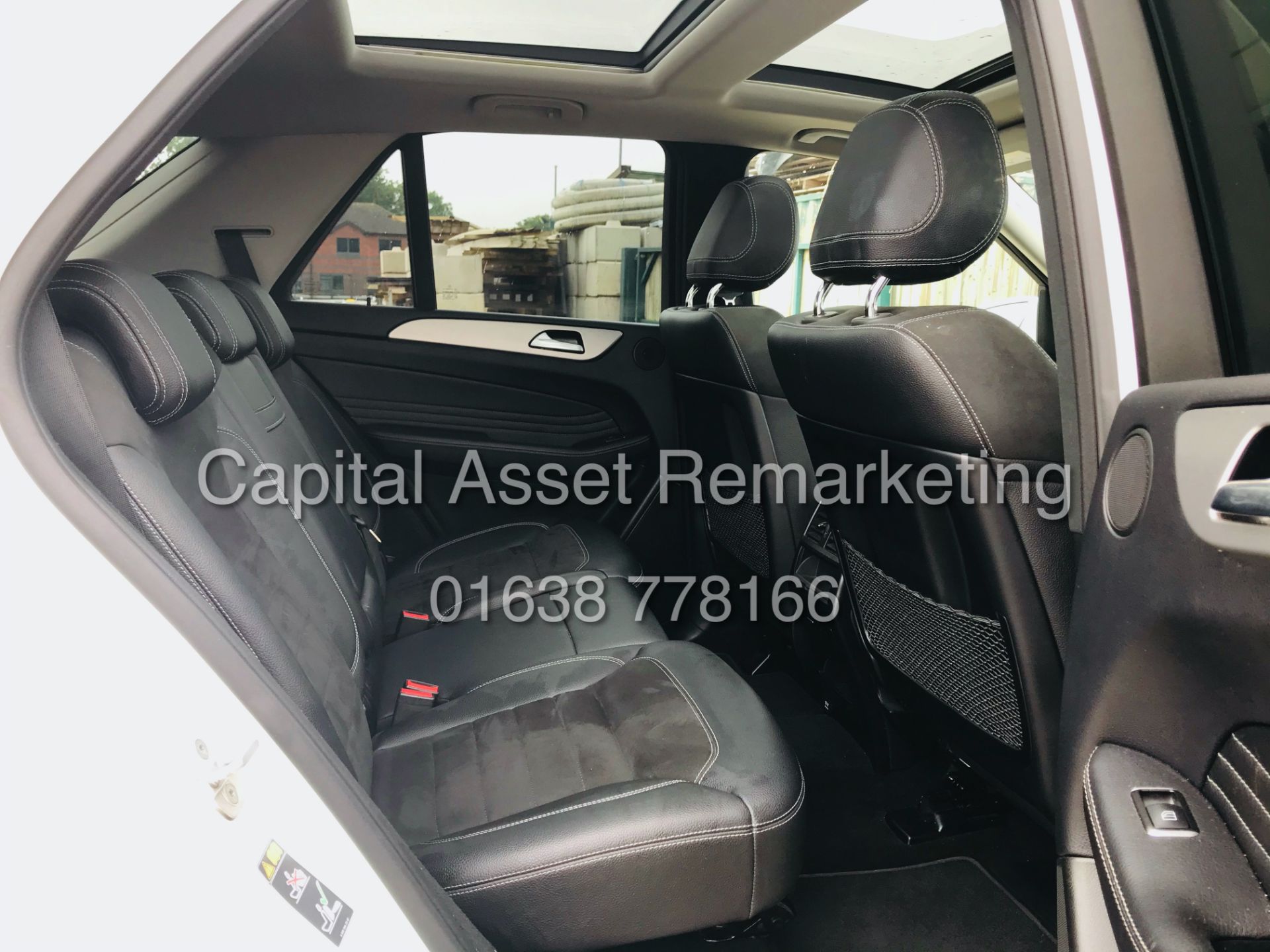 ON SALE MERCEDES ML350d "AMG LINE" PREMIUM AUTO (2015 REG) PAN ROOF - MET WHITE- HUGE SPEC- LEATHER - Image 27 of 28