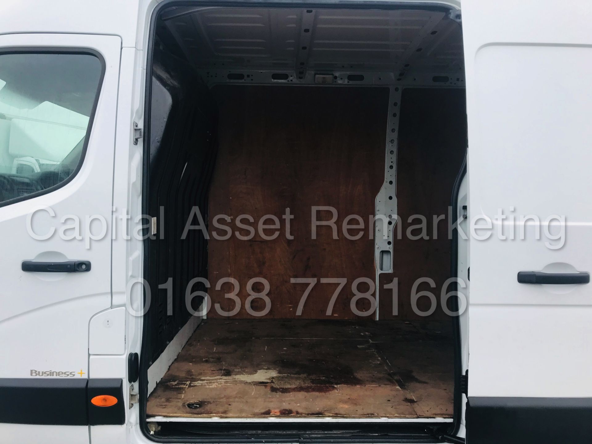 (On Sale) RENAULT MASTER LM35 *BUSINESS+* LWB HI-ROOF (66 REG - EURO 6) '2.3 DCI -130 BHP - 6 SPEED' - Image 13 of 21