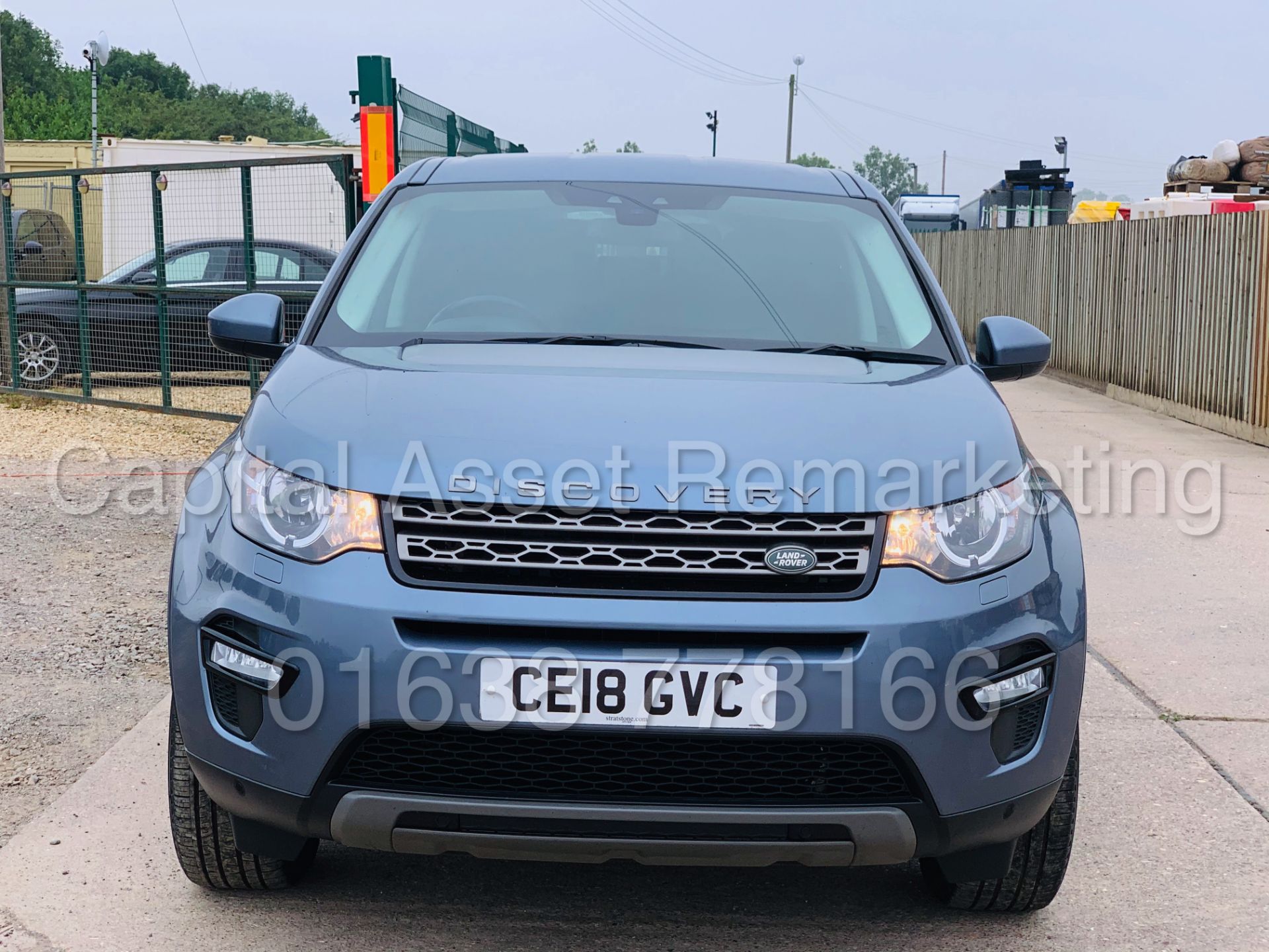 (On Sale) LAND ROVER DISCOVERY SPORT *SE TECH* 7 SEATER SUV (2018) '2.0 TD4 - STOP/START' *SAT NAV* - Image 4 of 59