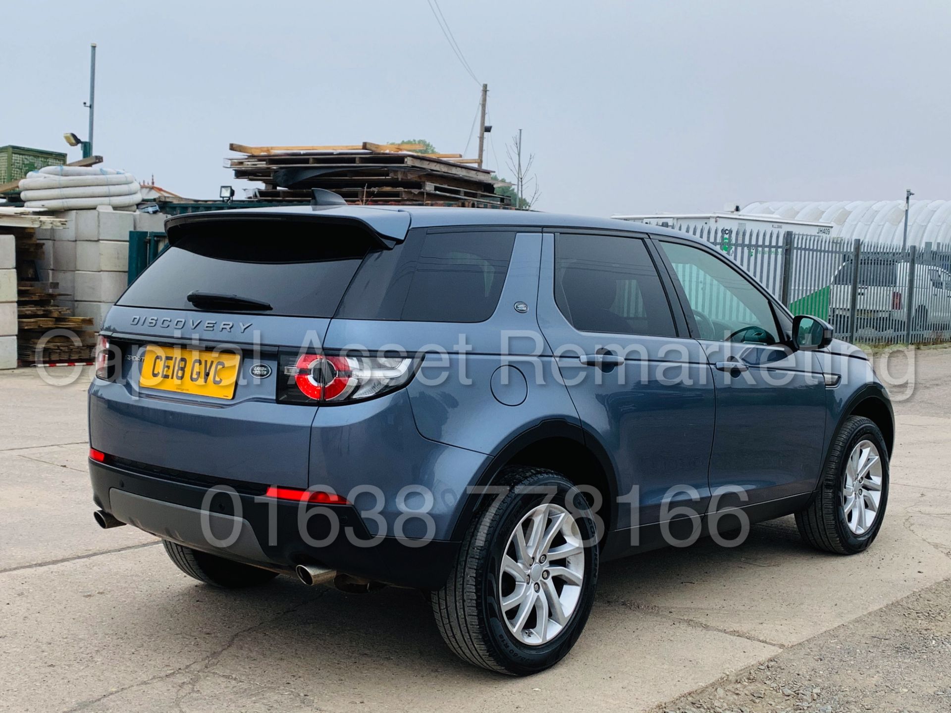 (On Sale) LAND ROVER DISCOVERY SPORT *SE TECH* 7 SEATER SUV (2018) '2.0 TD4 - STOP/START' *SAT NAV* - Image 13 of 59