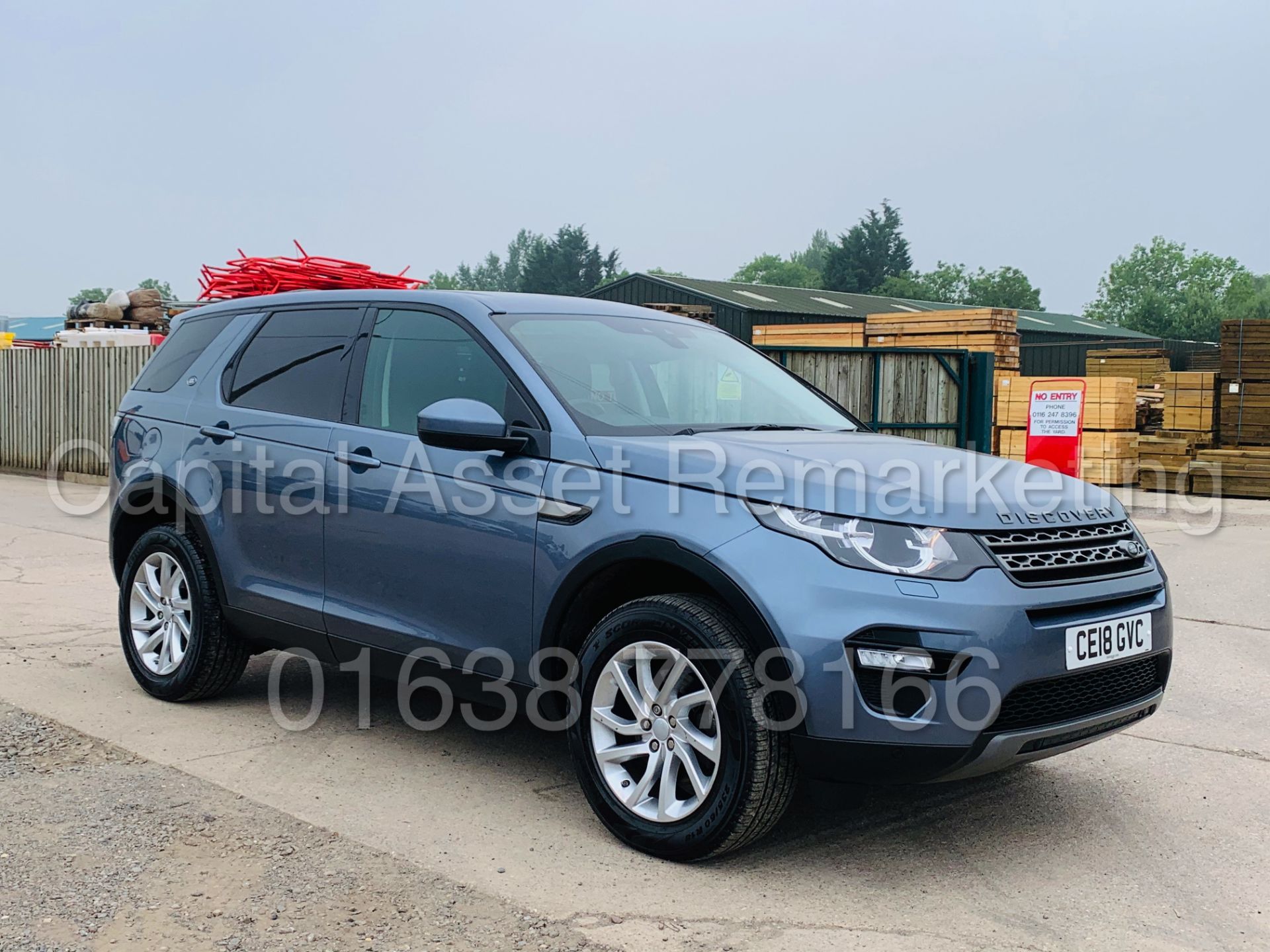 (On Sale) LAND ROVER DISCOVERY SPORT *SE TECH* 7 SEATER SUV (2018) '2.0 TD4 - STOP/START' *SAT NAV* - Image 2 of 59