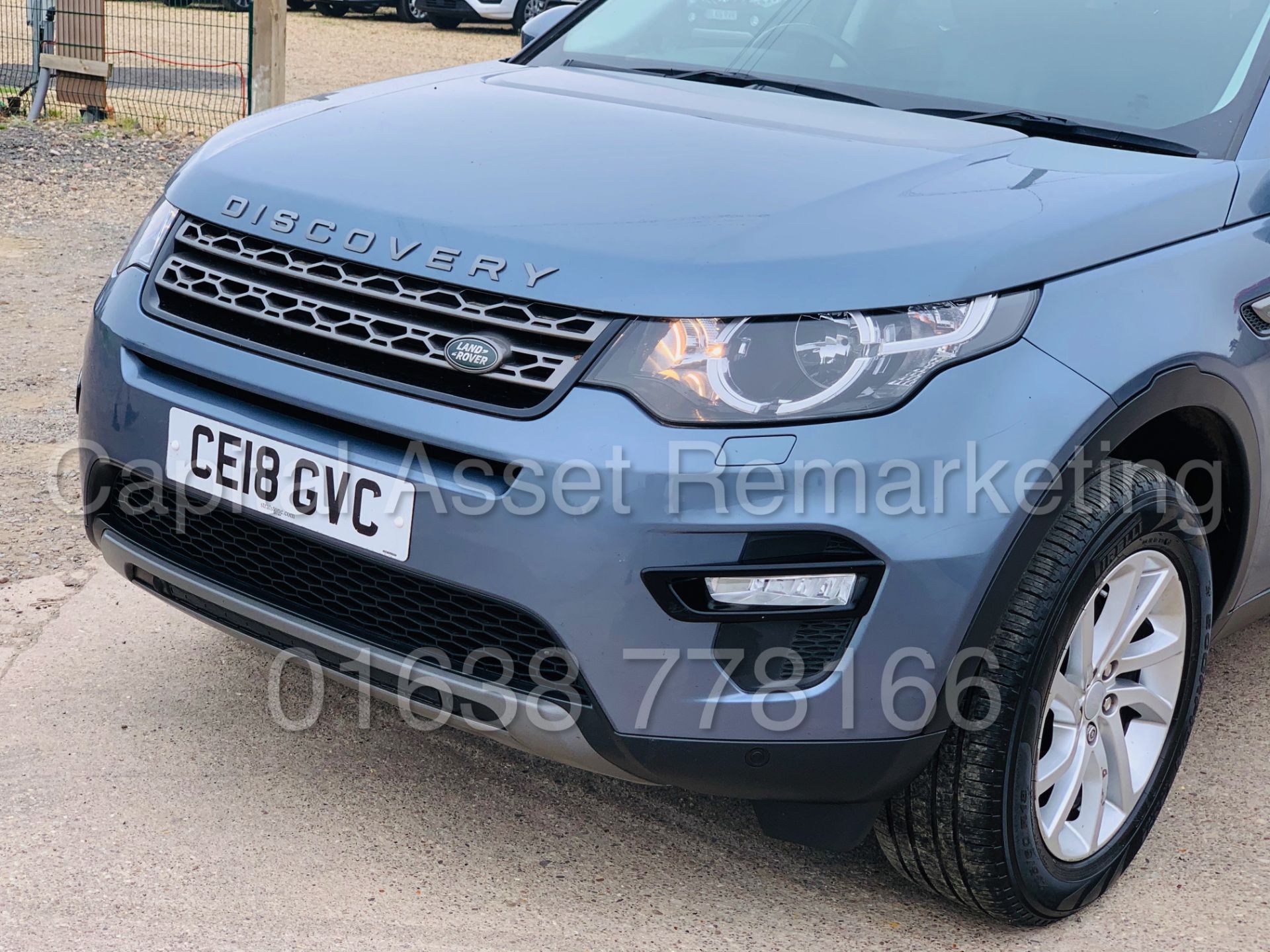 (On Sale) LAND ROVER DISCOVERY SPORT *SE TECH* 7 SEATER SUV (2018) '2.0 TD4 - STOP/START' *SAT NAV* - Image 16 of 59