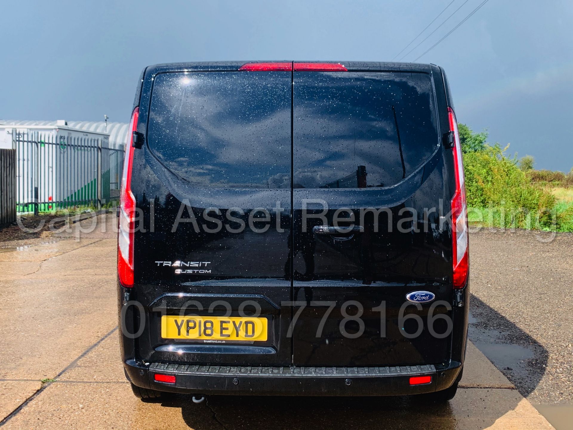 (On Sale) FORD TRANSIT CUSTOM *LIMITED* (2018 - EURO 6) '2.0 TDCI - 130 BHP - 6 SPEED' **LOW MILES** - Image 11 of 44
