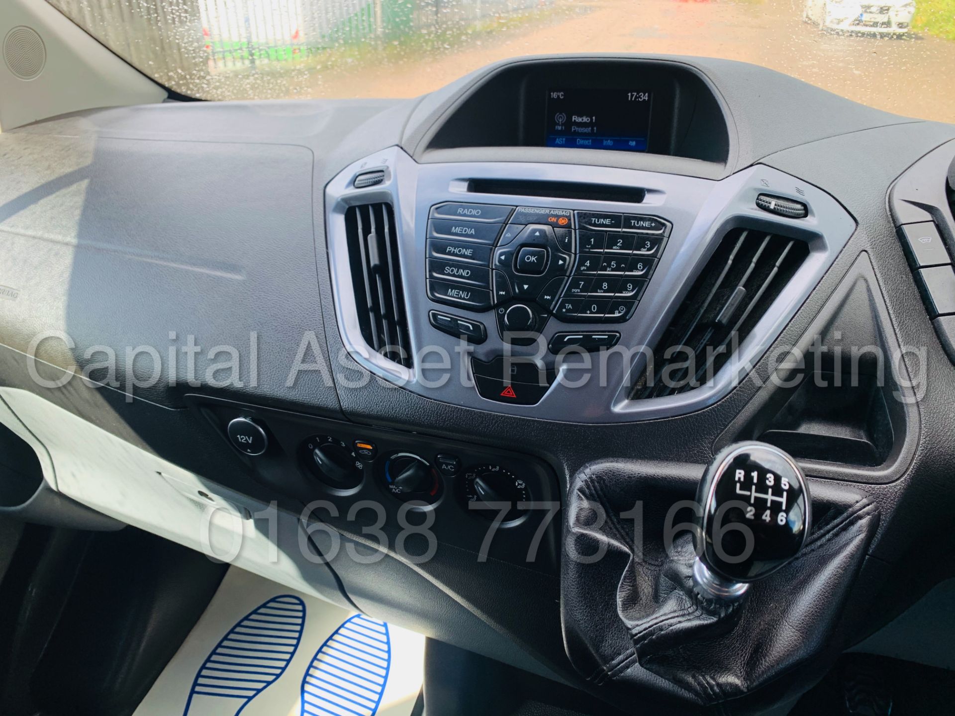 (On Sale) FORD TRANSIT CUSTOM *LIMITED* (2018 - EURO 6) '2.0 TDCI - 130 BHP - 6 SPEED' **LOW MILES** - Image 37 of 44