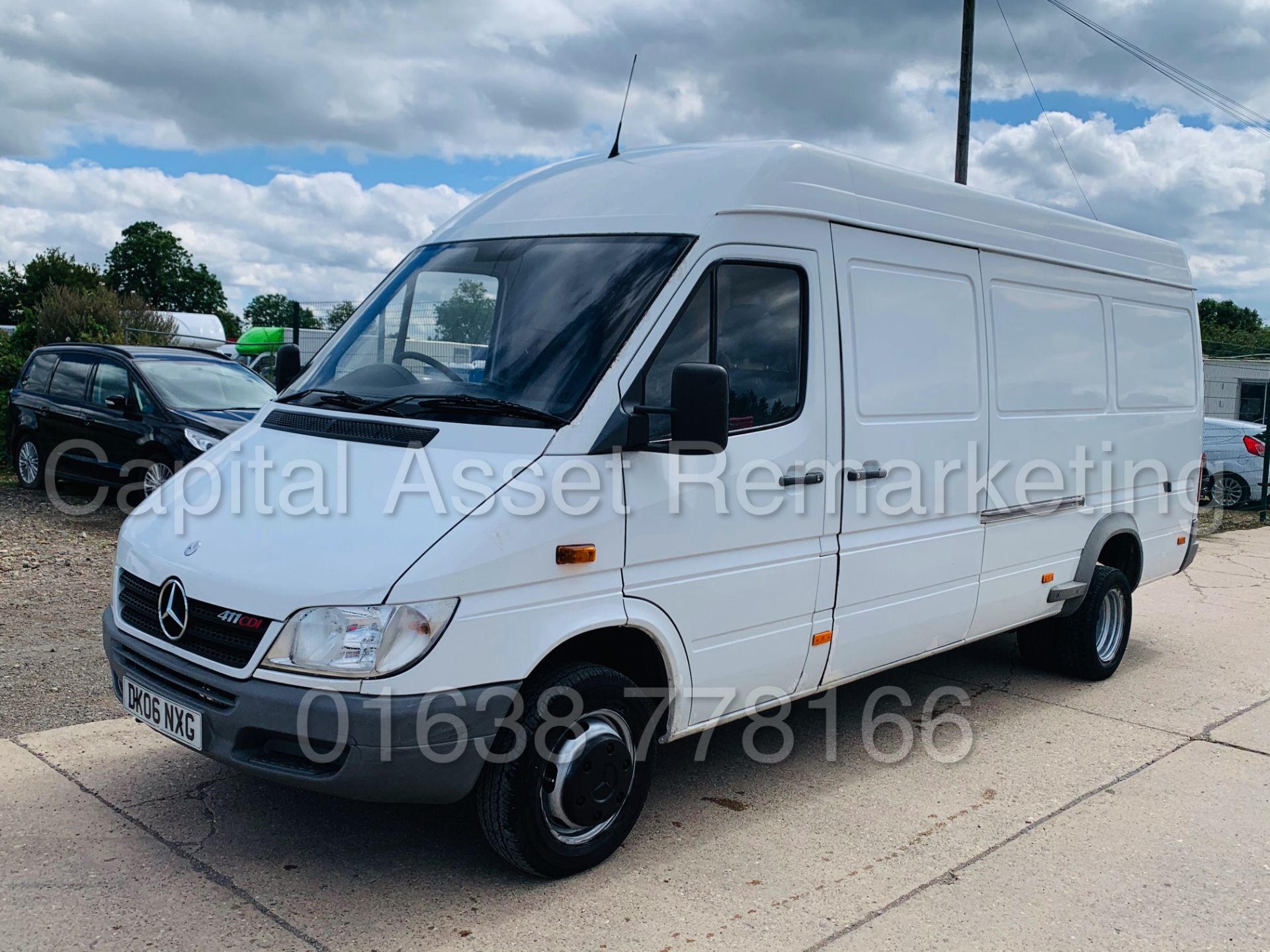 On Sale MERCEDES-BENZ SPRINTER 411 CDI *LWB HI-ROOF* (2006) '110 BHP - 5 SPEED' *TWIN AXLE* (NO VAT) - Image 6 of 25